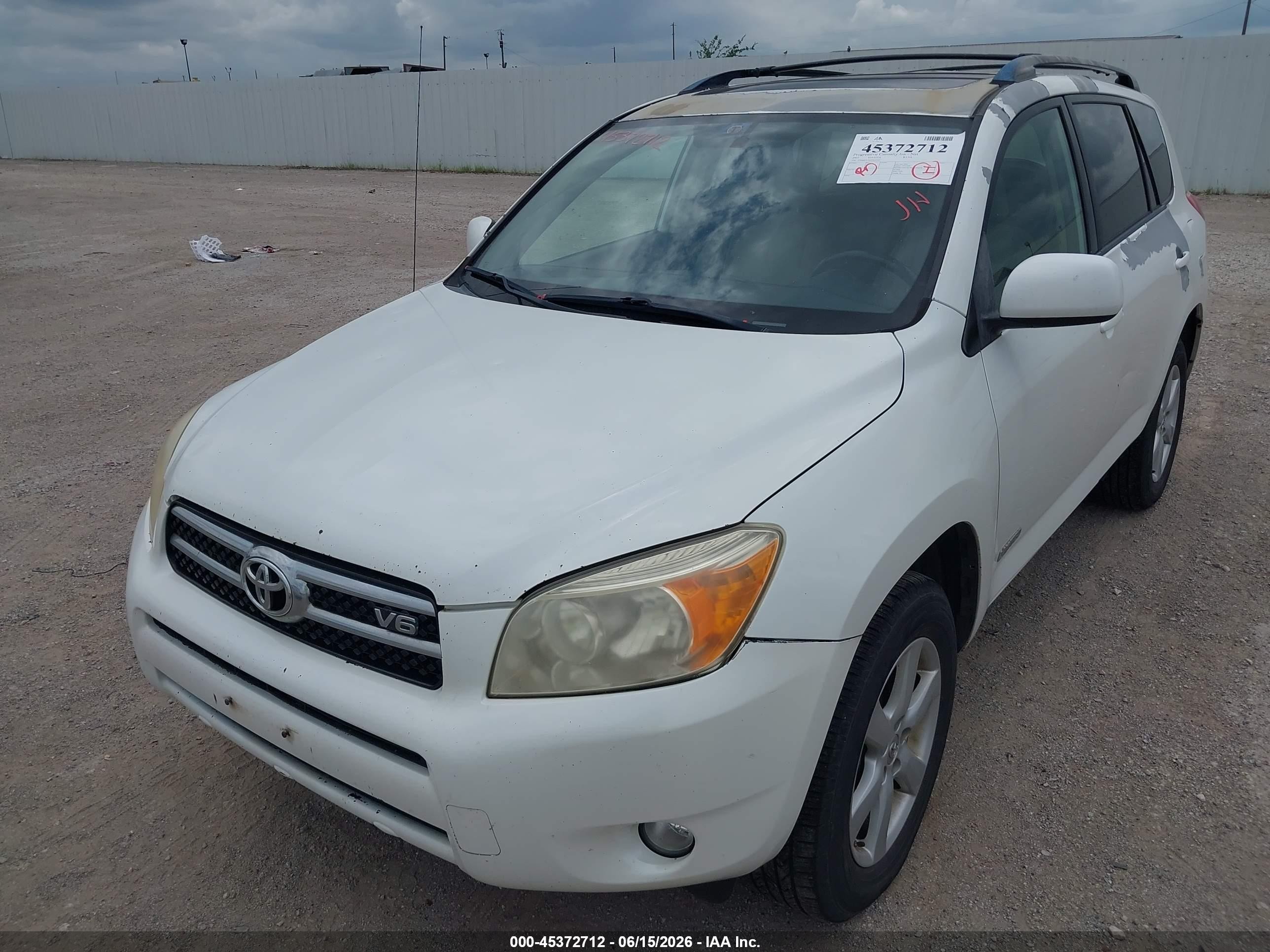 2007 Toyota Rav4 Limited V6 White vin: JTMBK31V075016355
