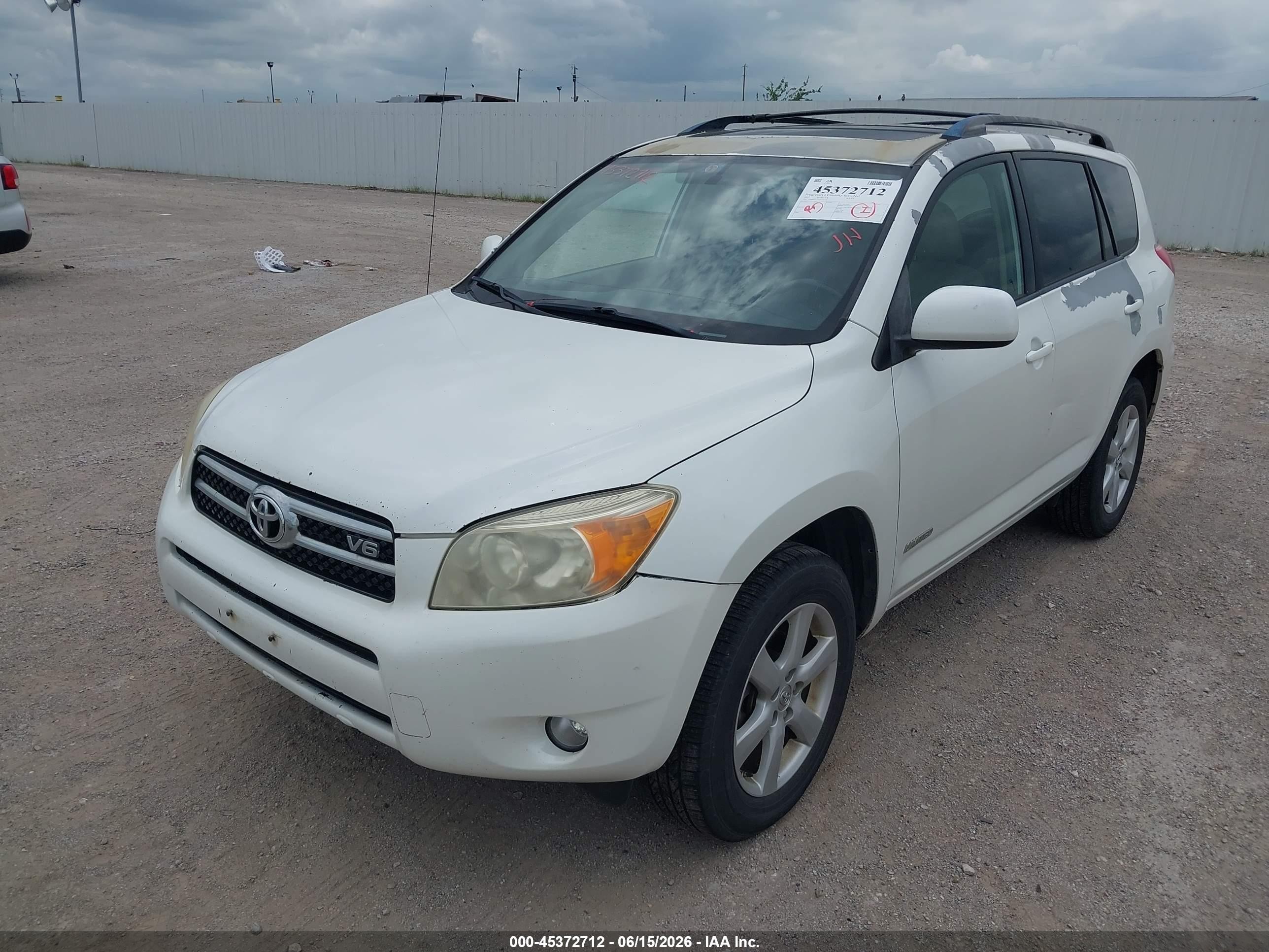 2007 Toyota Rav4 Limited V6 White vin: JTMBK31V075016355