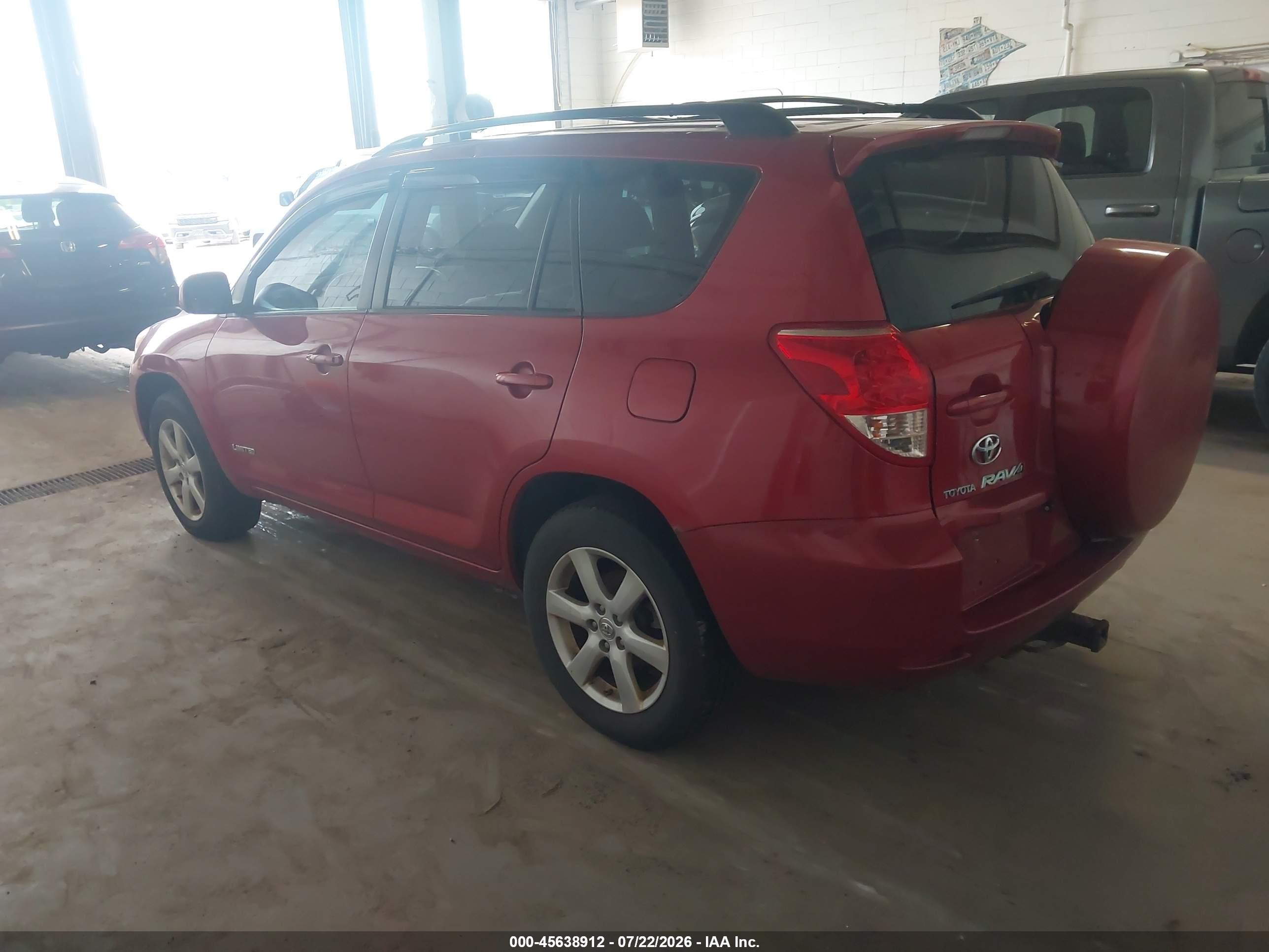 2007 Toyota Rav4 Limited Red vin: JTMBK31V076016558