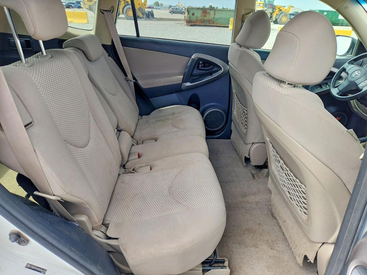2008 Toyota Rav4 Limited White vin: JTMBK31V085062558
