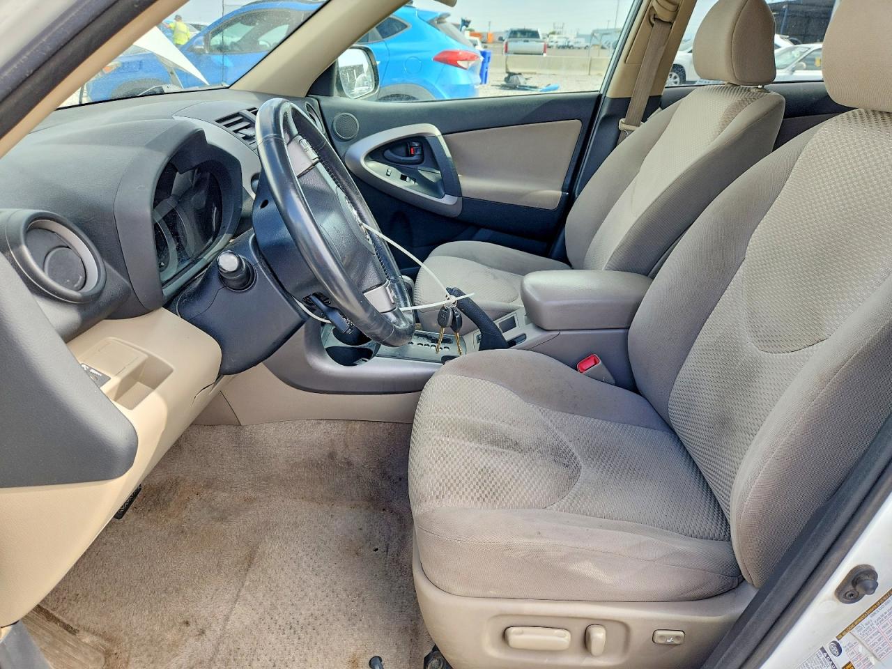 2008 Toyota Rav4 Limited White vin: JTMBK31V085062558