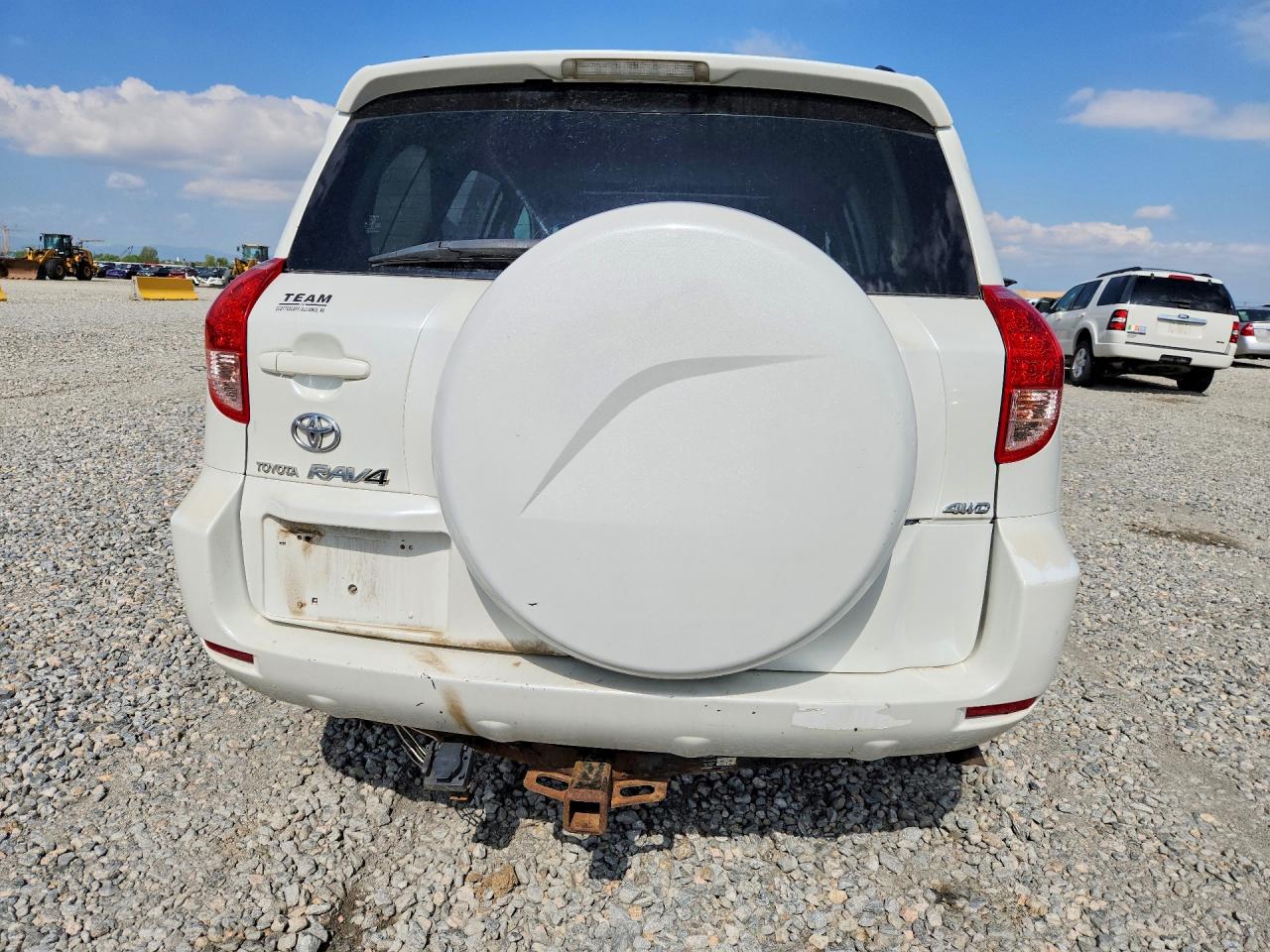 2008 Toyota Rav4 Limited White vin: JTMBK31V085062558