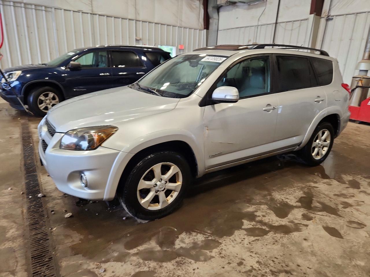 2009 Toyota Rav4 Limited Silver vin: JTMBK31V09D004599