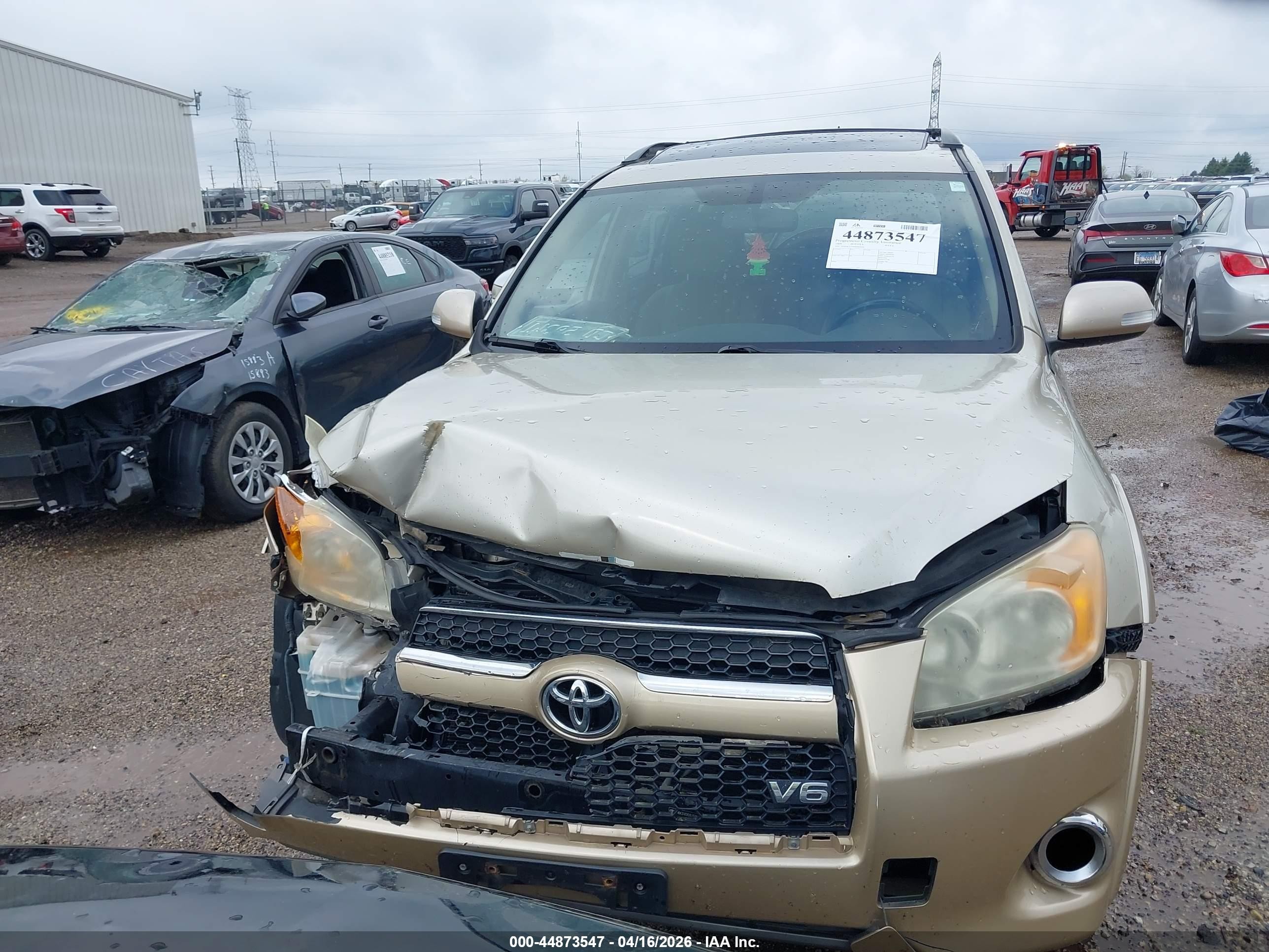 2009 Toyota Rav4 Limited V6 Gold vin: JTMBK31V09D007938