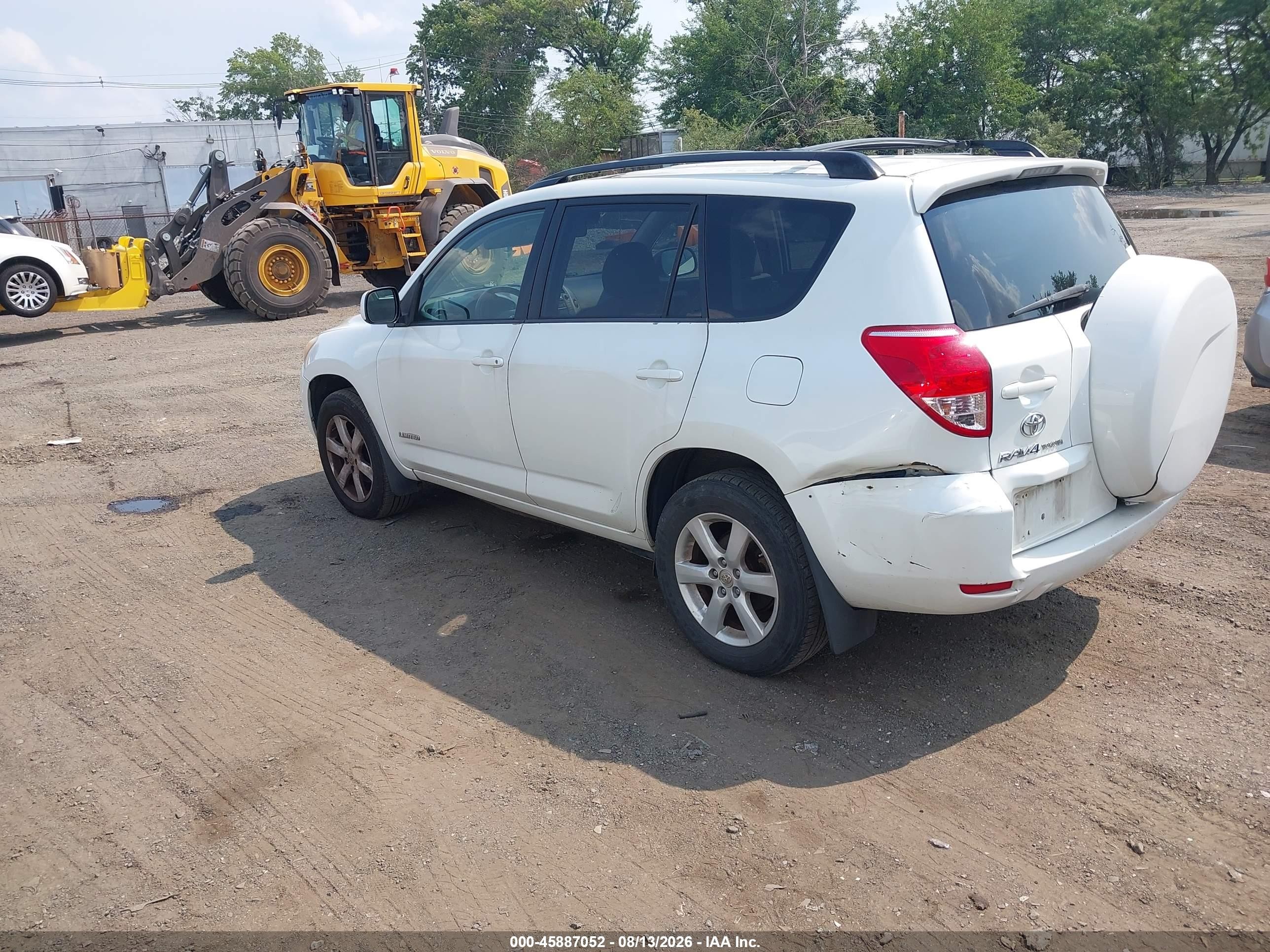 2006 Toyota Rav4 Limited V6 White vin: JTMBK31V165006481
