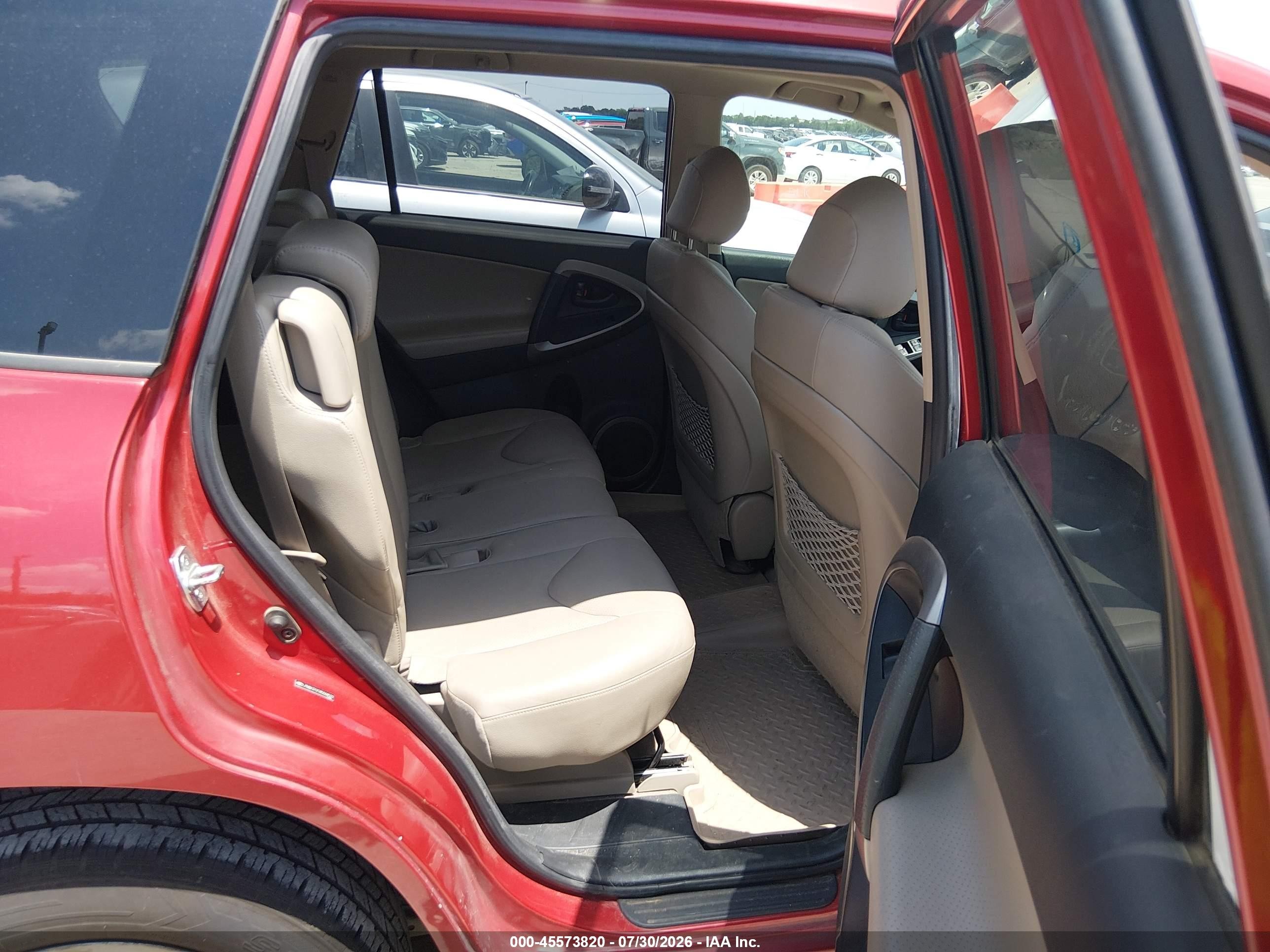 2008 Toyota Rav4 Ltd Red vin: JTMBK31V185068529