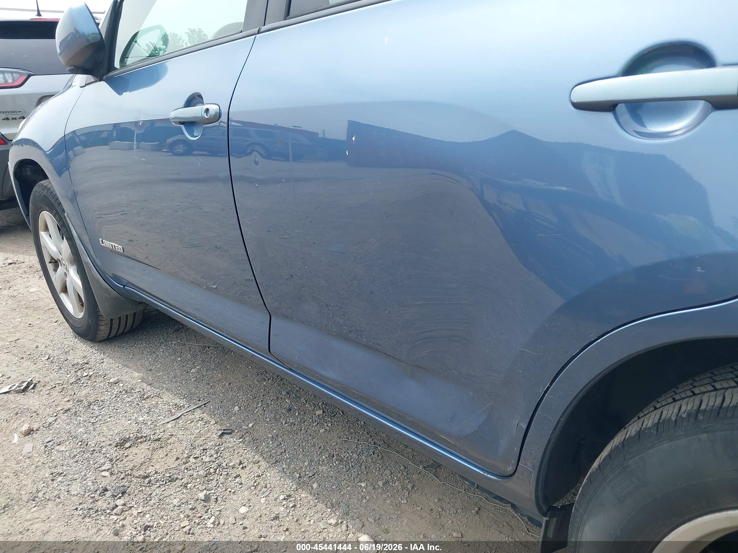 2008 Toyota Rav4 Ltd Blue vin: JTMBK31V186033127