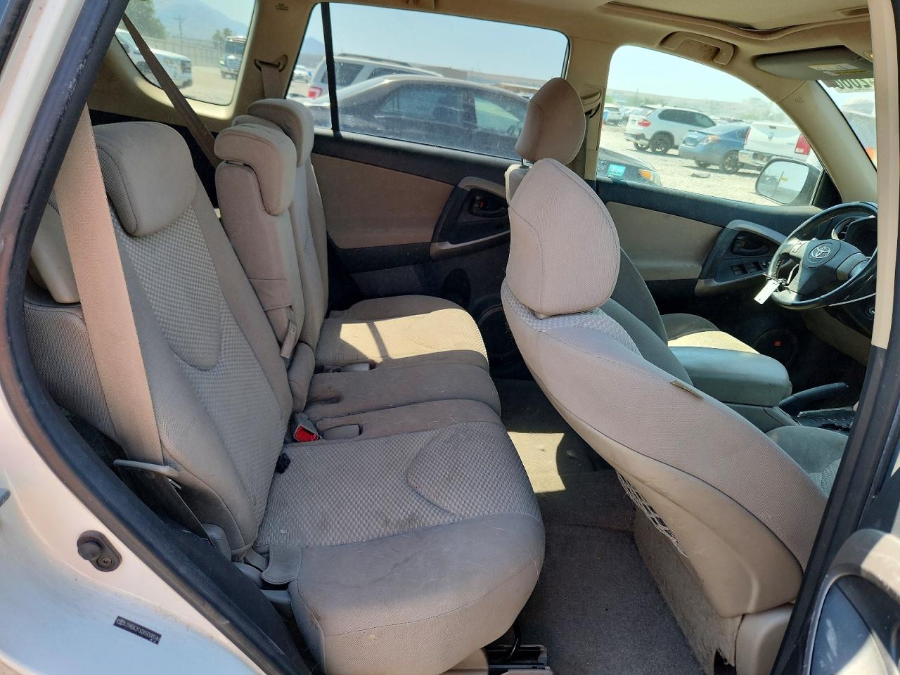 2006 Toyota Rav4 Limited White vin: JTMBK31V265008546