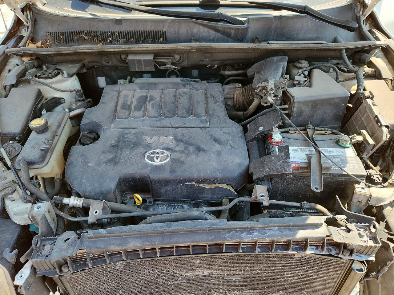 2006 Toyota Rav4 Limited White vin: JTMBK31V265008546