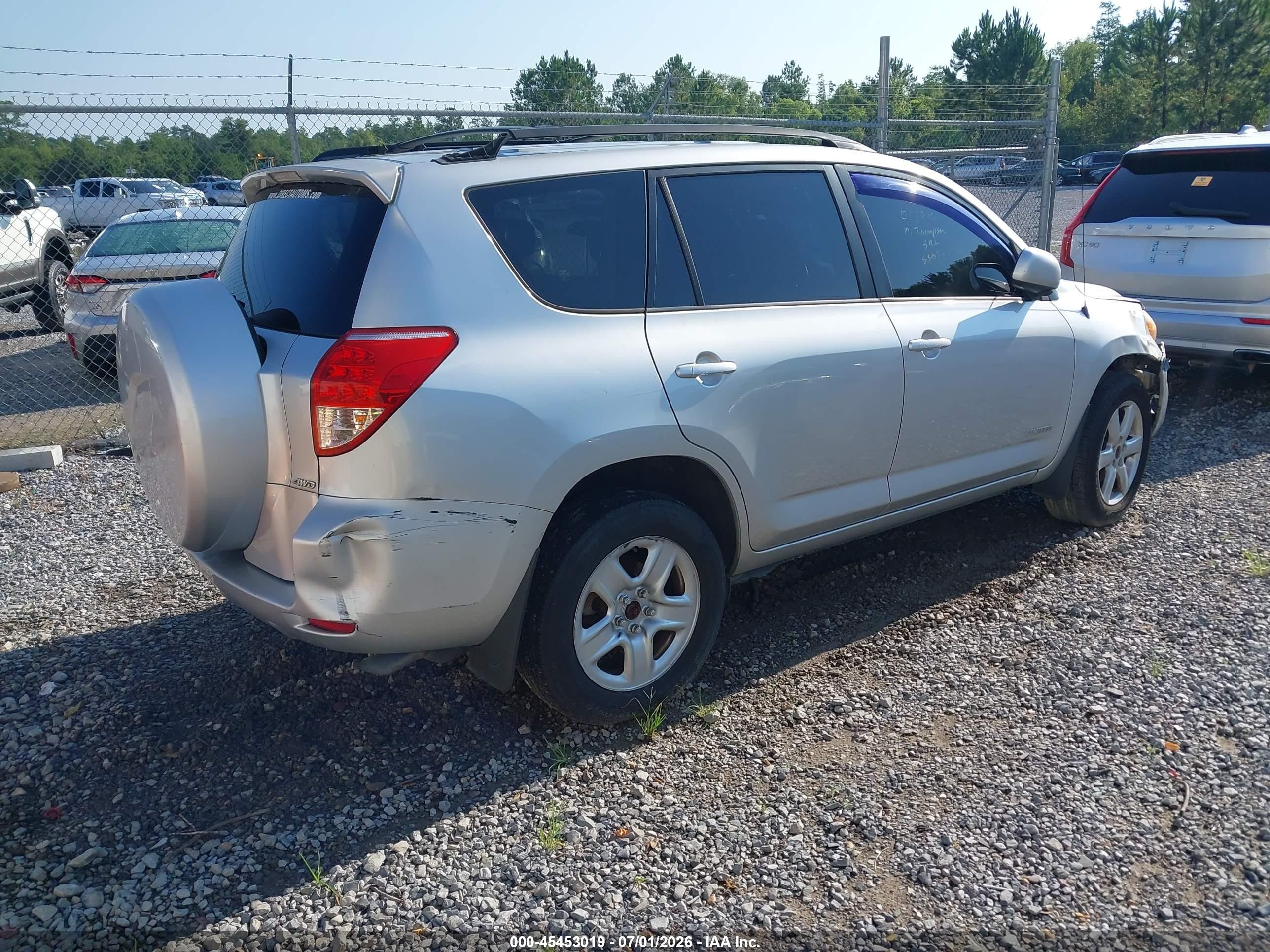 2007 Toyota Rav4 Limited Silver vin: JTMBK31V275025820