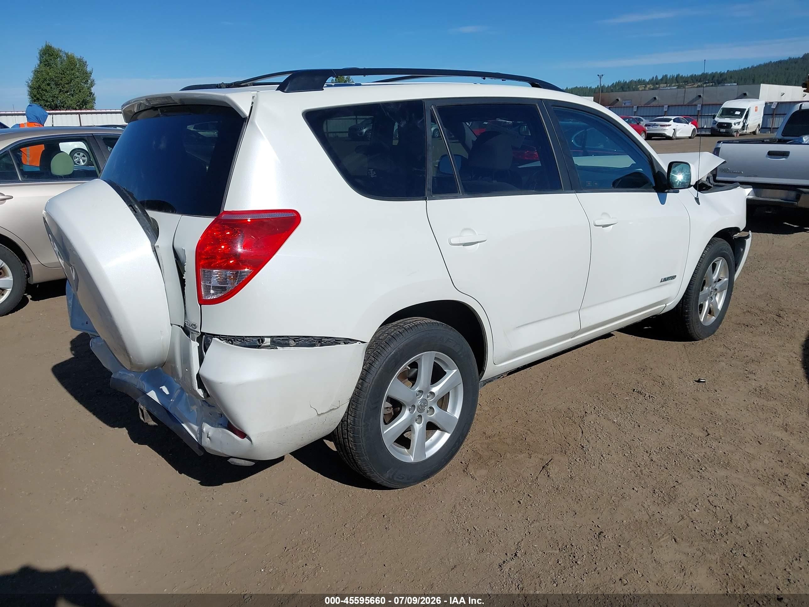 2007 Toyota Rav4 Limited White vin: JTMBK31V275026224