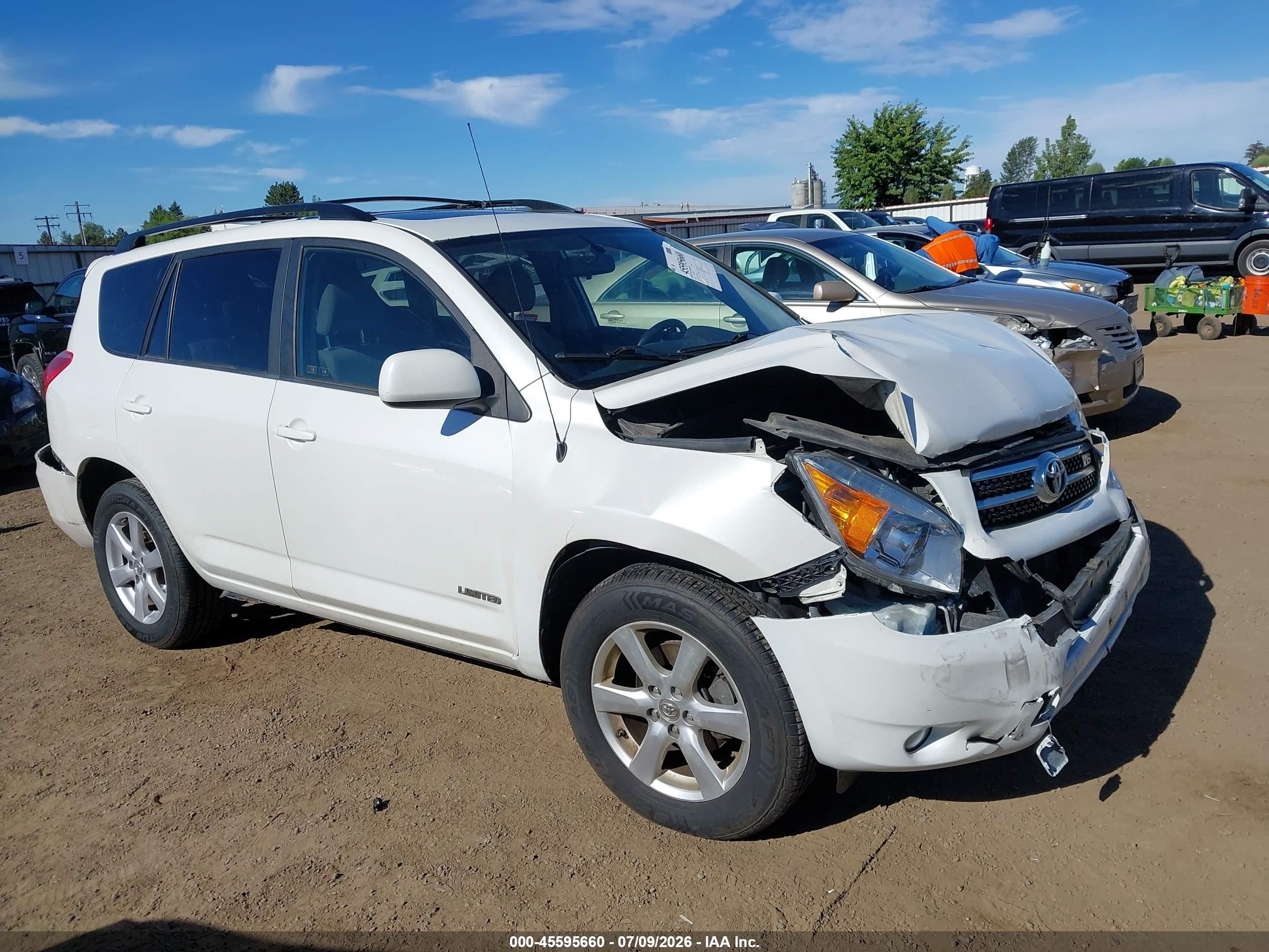 2007 Toyota Rav4 Limited White vin: JTMBK31V275026224