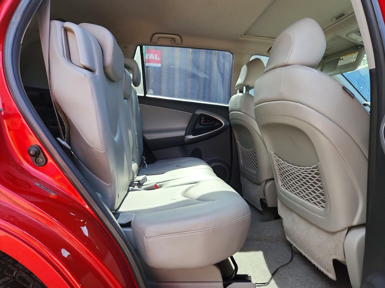 2008 Toyota Rav4 Limited Red vin: JTMBK31V285055868