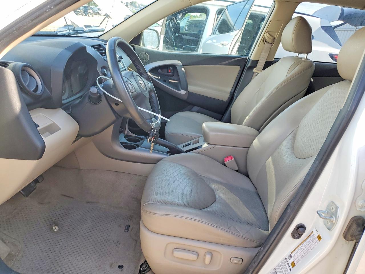 2008 Toyota Rav 4 Xse Hybird White vin: JTMBK31V285064344