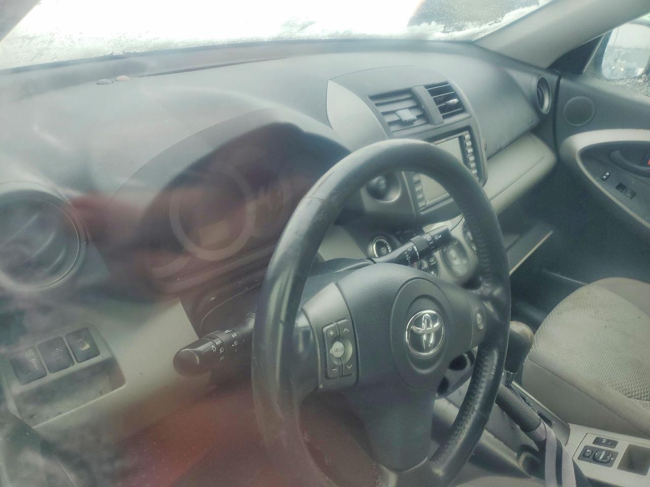 2009 Toyota Rav4 Limited White vin: JTMBK31V295073708