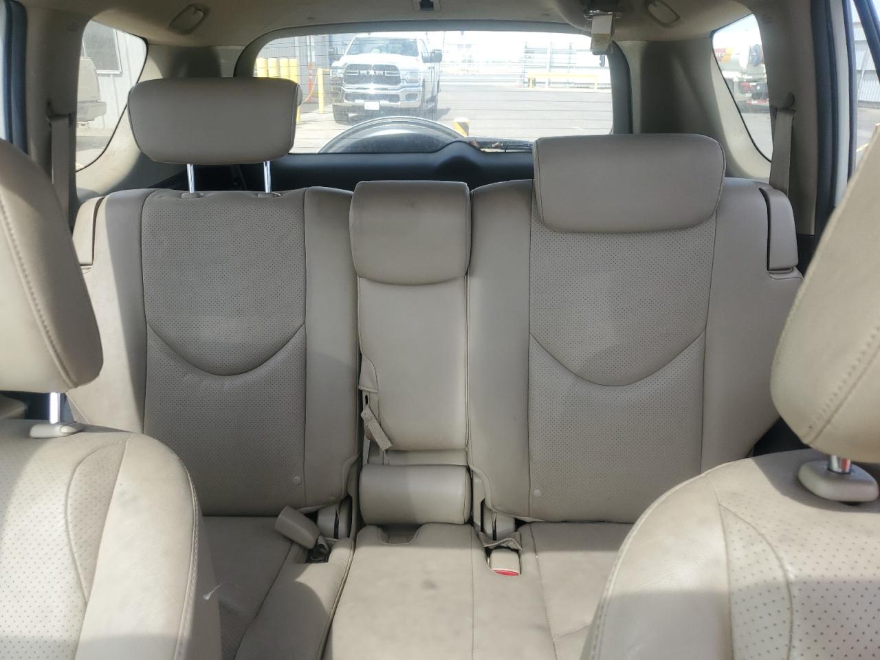 2009 Toyota Rav4 Limited White vin: JTMBK31V295078181