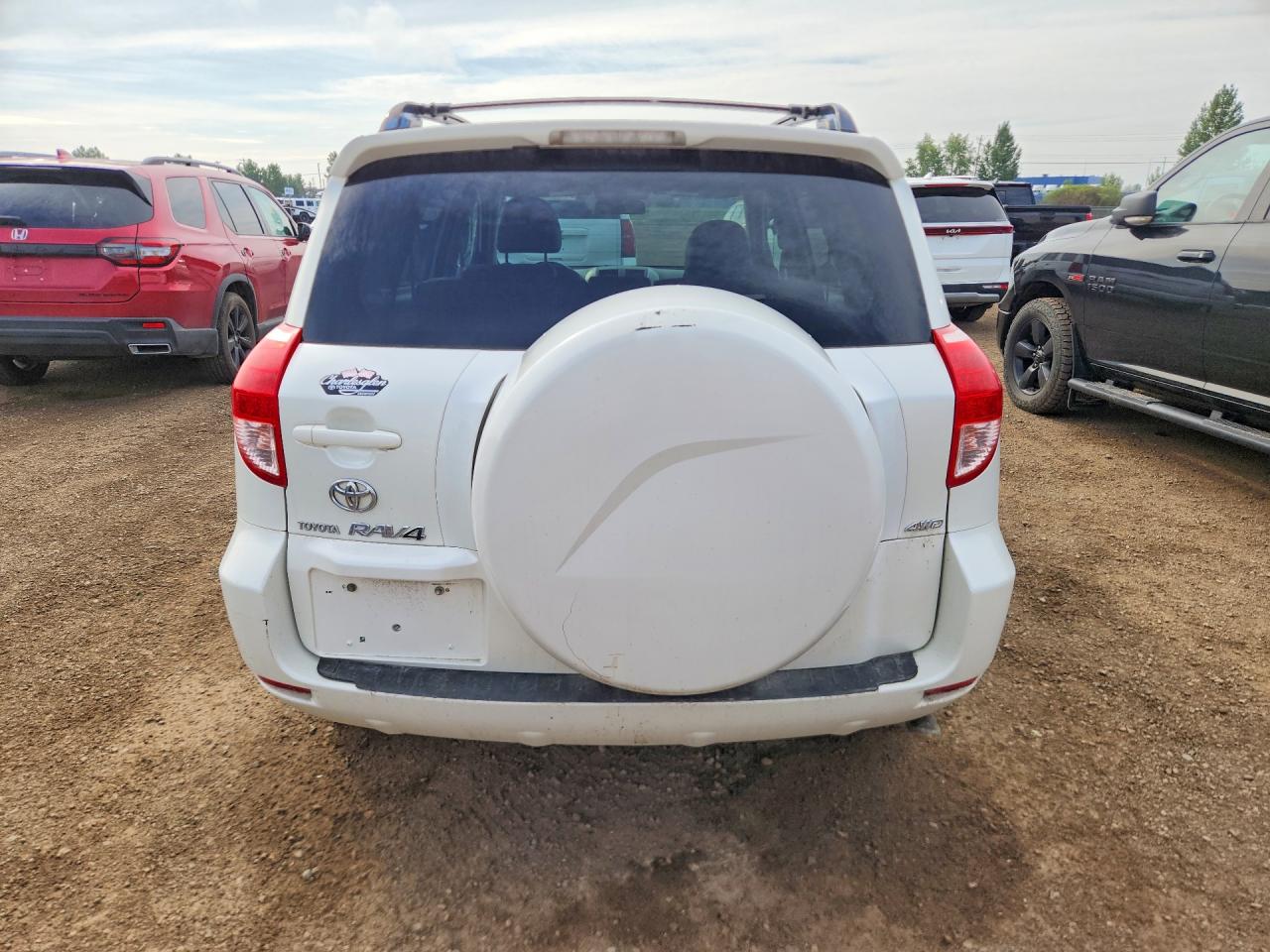 2006 Toyota Rav4 Limited White vin: JTMBK31V365000990