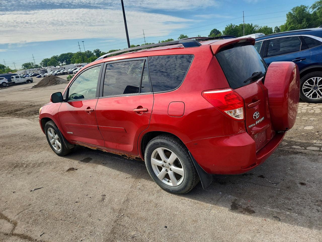 2007 Toyota Rav4 Limited Red vin: JTMBK31V375017094