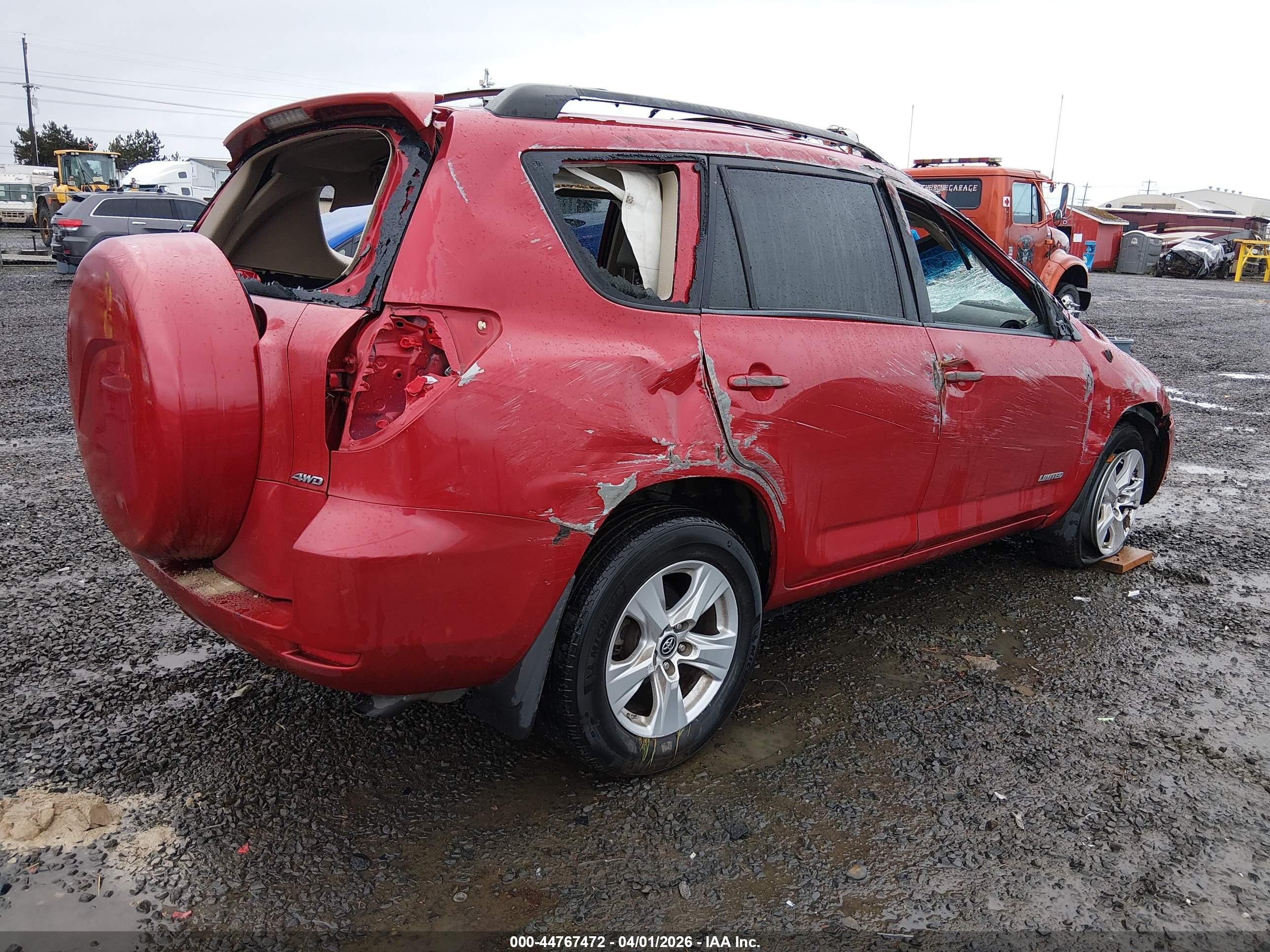 2008 Toyota Rav4 Limited V6 Red vin: JTMBK31V386032190