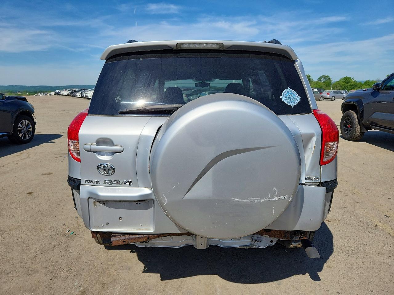 2008 Toyota Rav4 Limited Silver vin: JTMBK31V386034571
