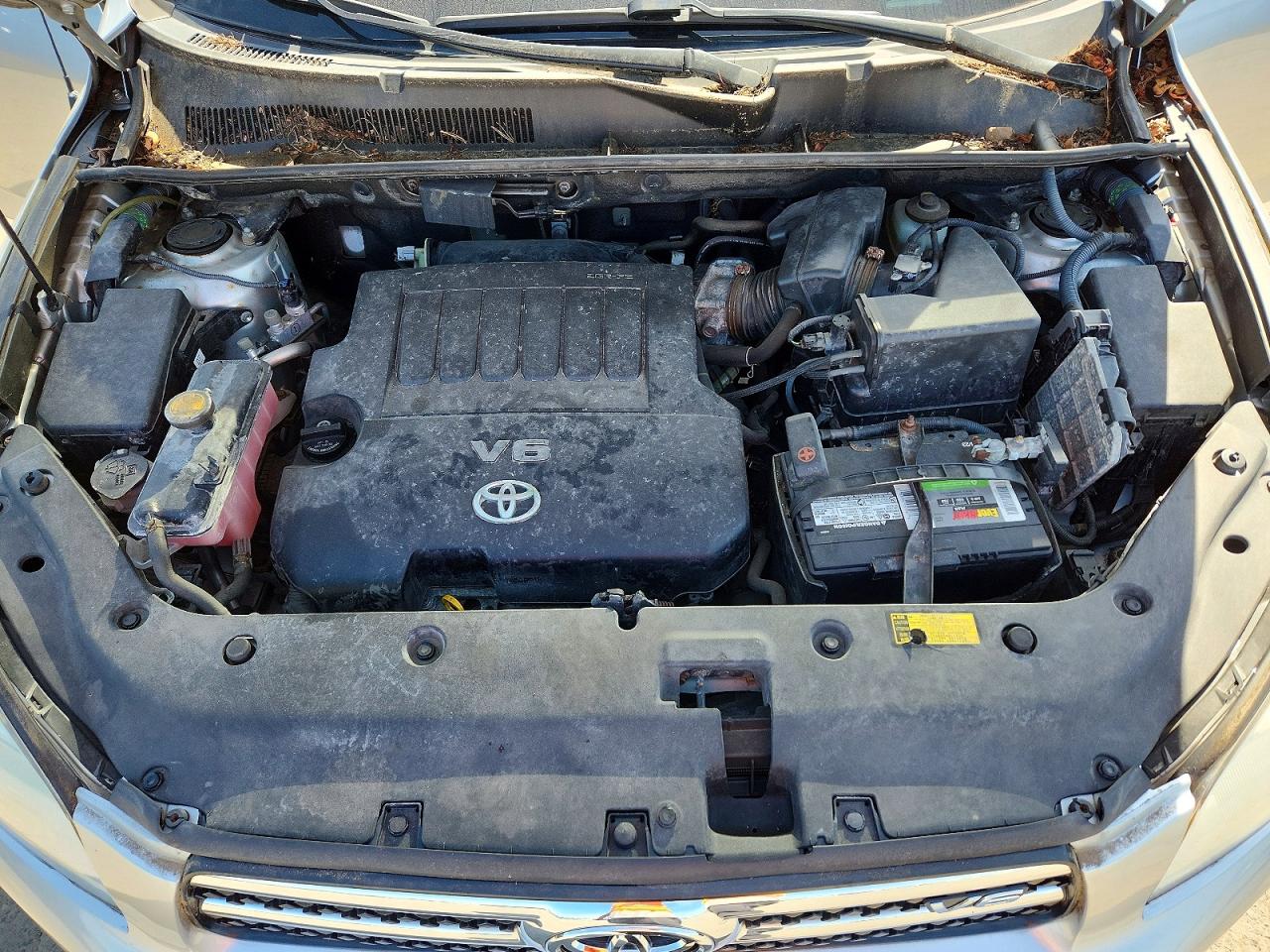 2008 Toyota Rav4 Limited Silver vin: JTMBK31V386034571