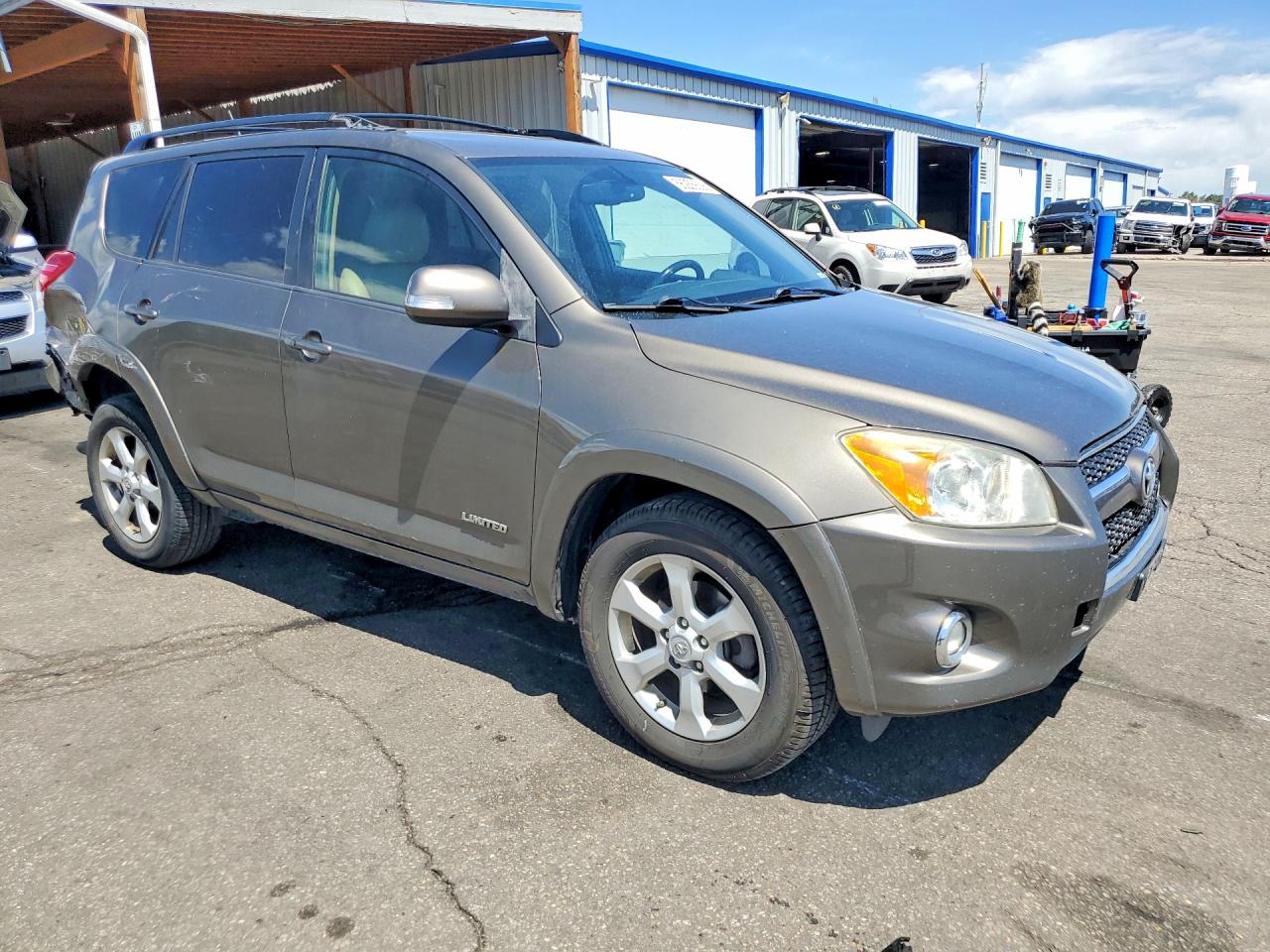 2009 Toyota Rav4 Limited Brown vin: JTMBK31V395074303