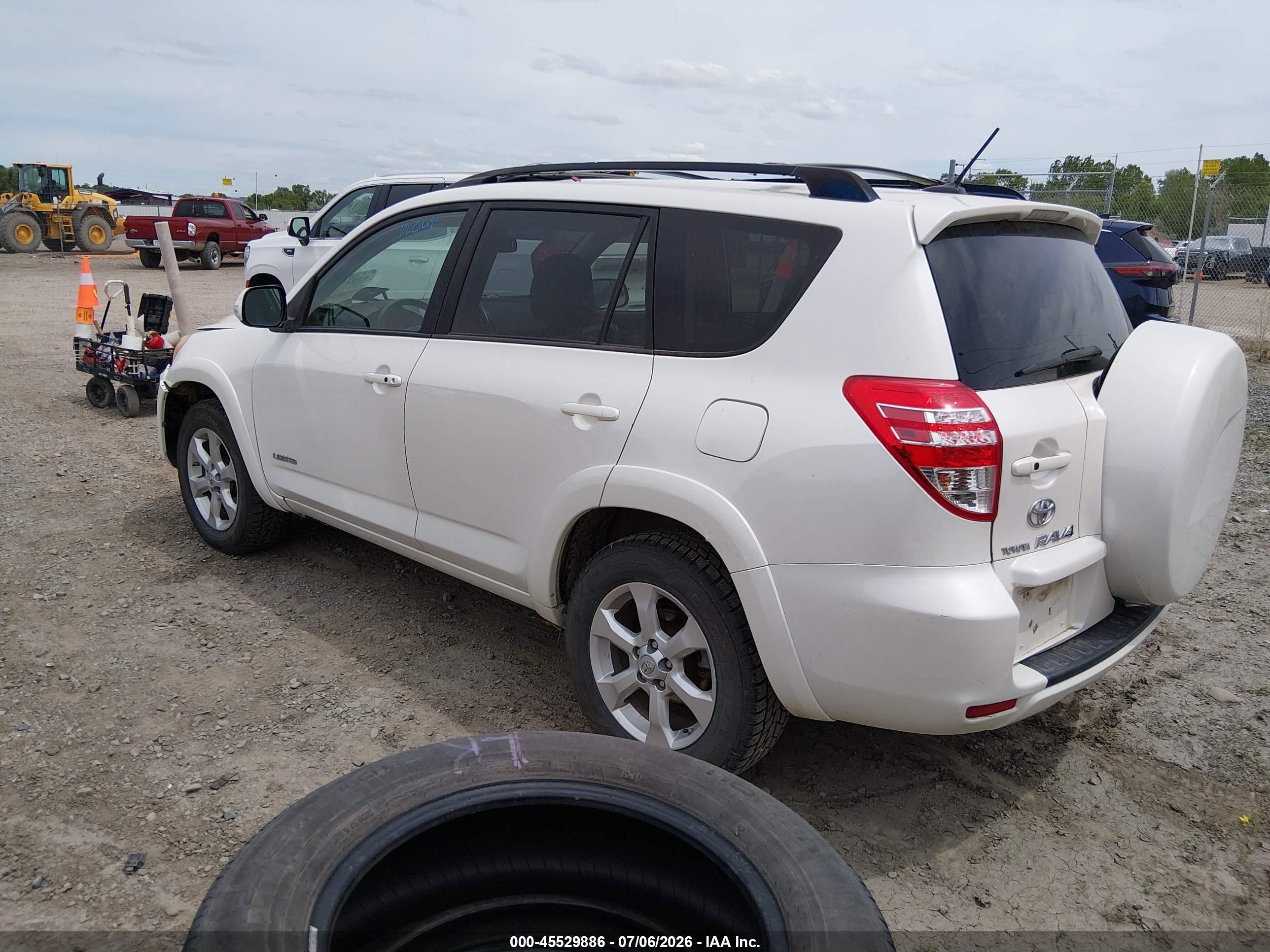 2009 Toyota Rav4 Limited V6 White vin: JTMBK31V395083034