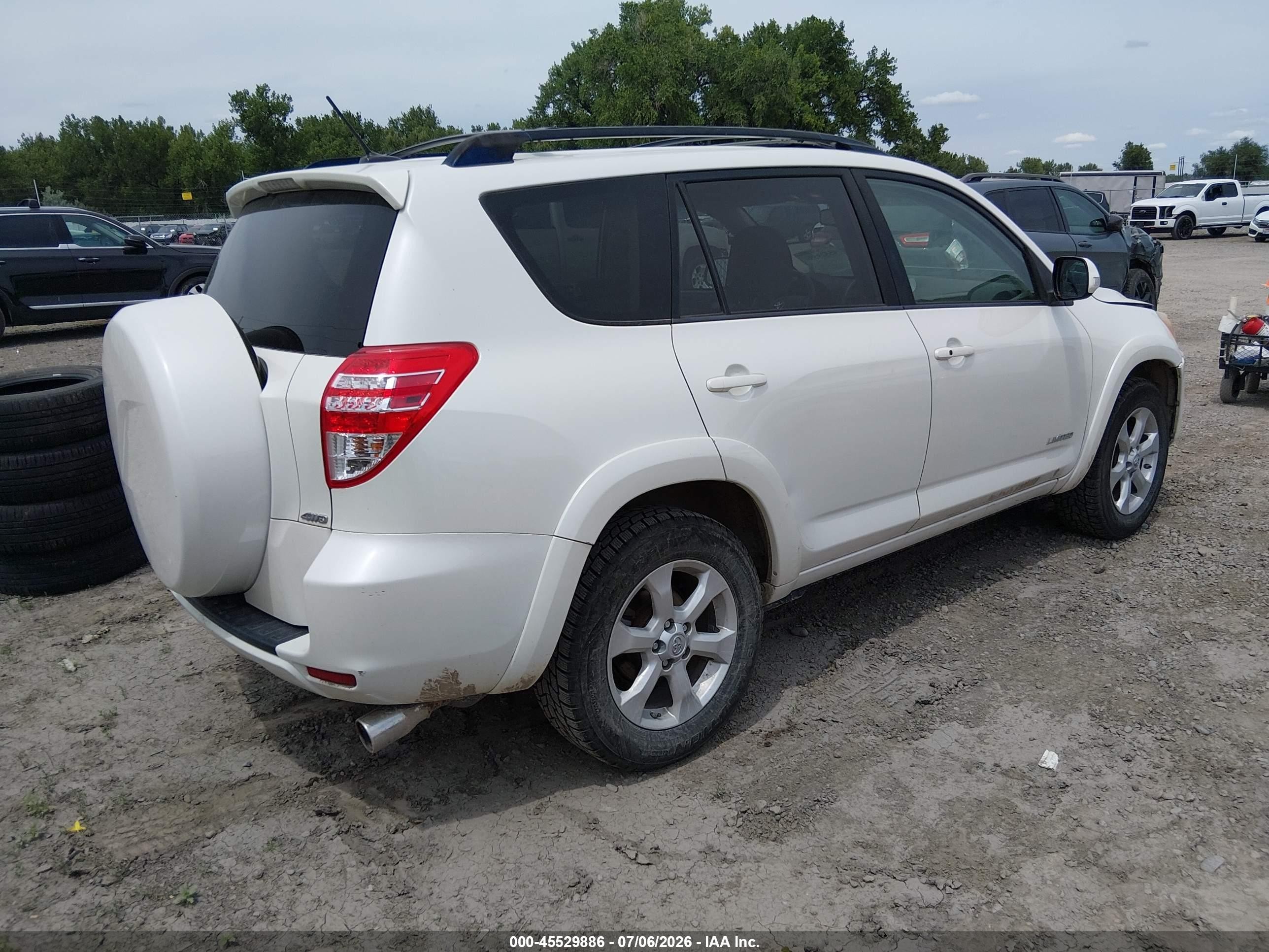 2009 Toyota Rav4 Limited V6 White vin: JTMBK31V395083034
