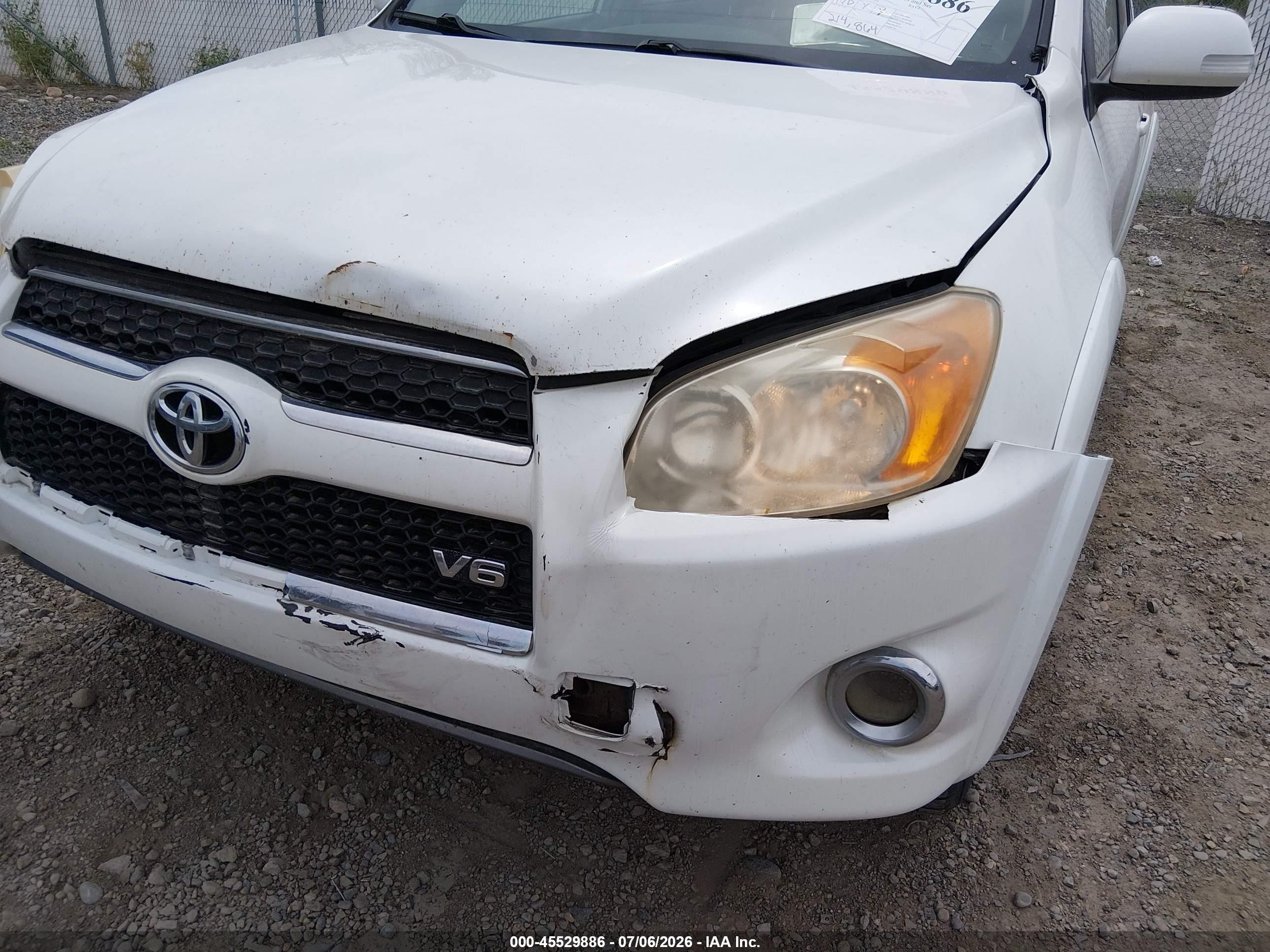 2009 Toyota Rav4 Limited V6 White vin: JTMBK31V395083034