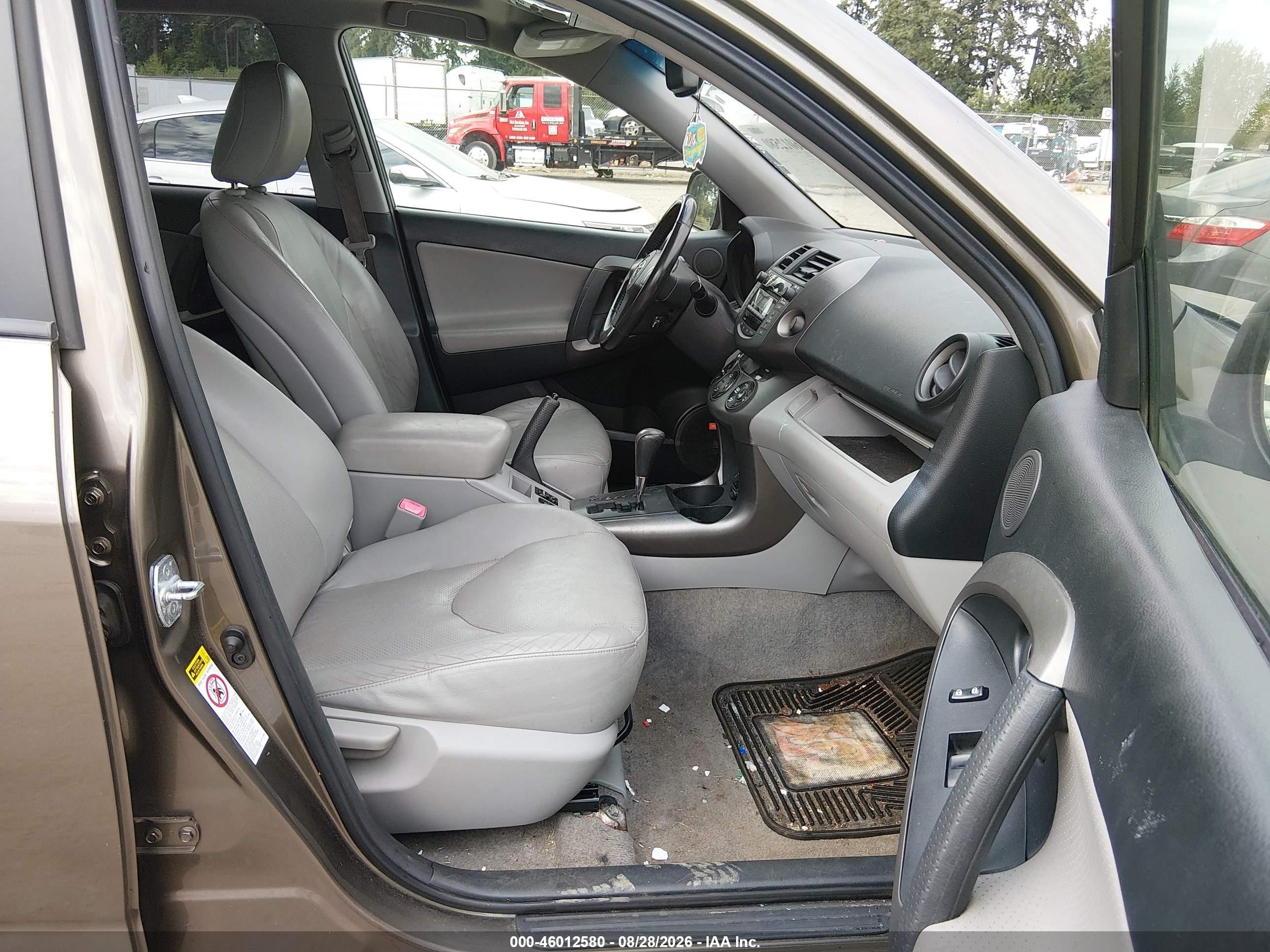 2009 Toyota Rav4 Limited V6 Коричневый vin: JTMBK31V39D006105