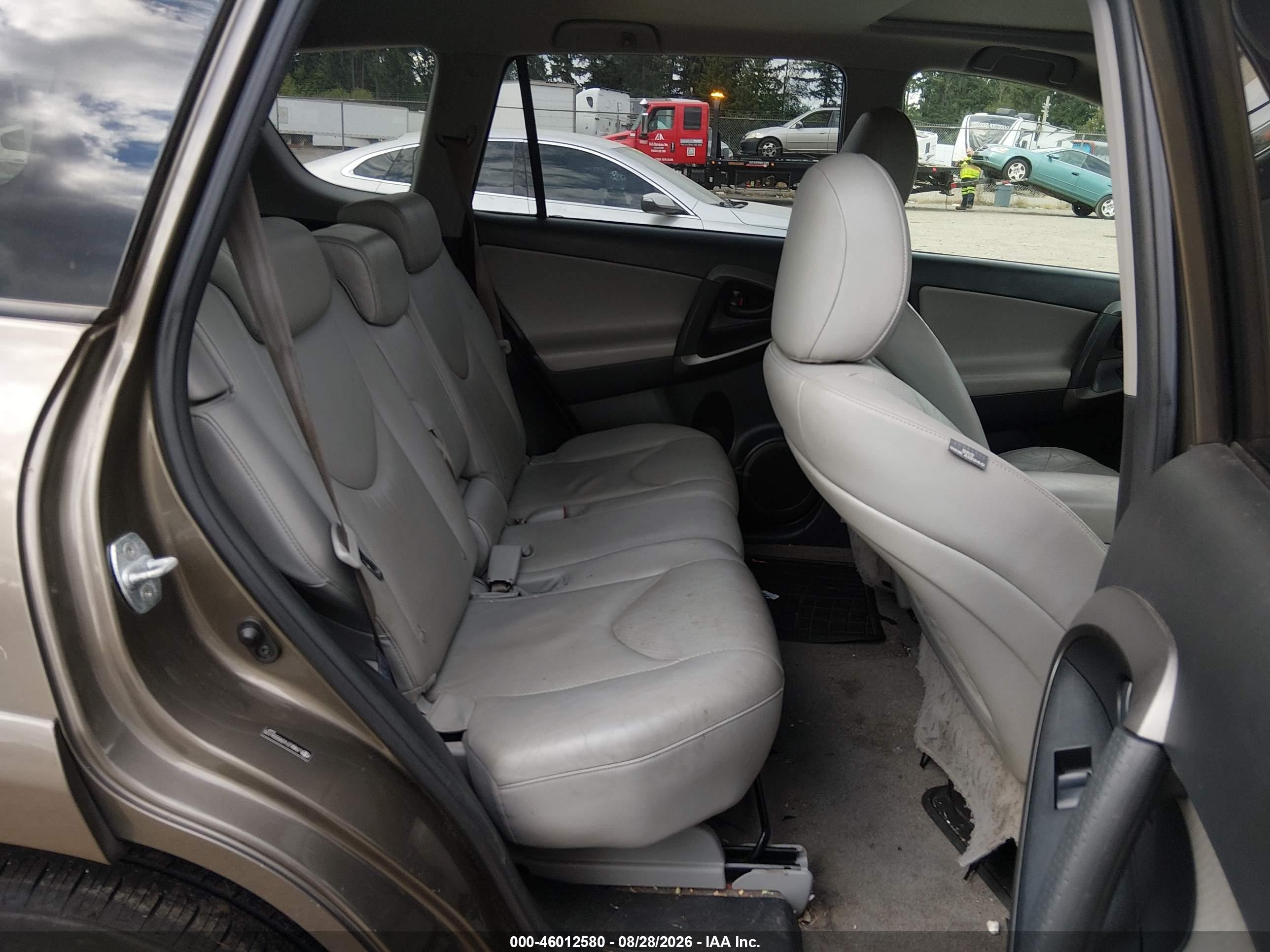 2009 Toyota Rav4 Limited V6 Коричневый vin: JTMBK31V39D006105
