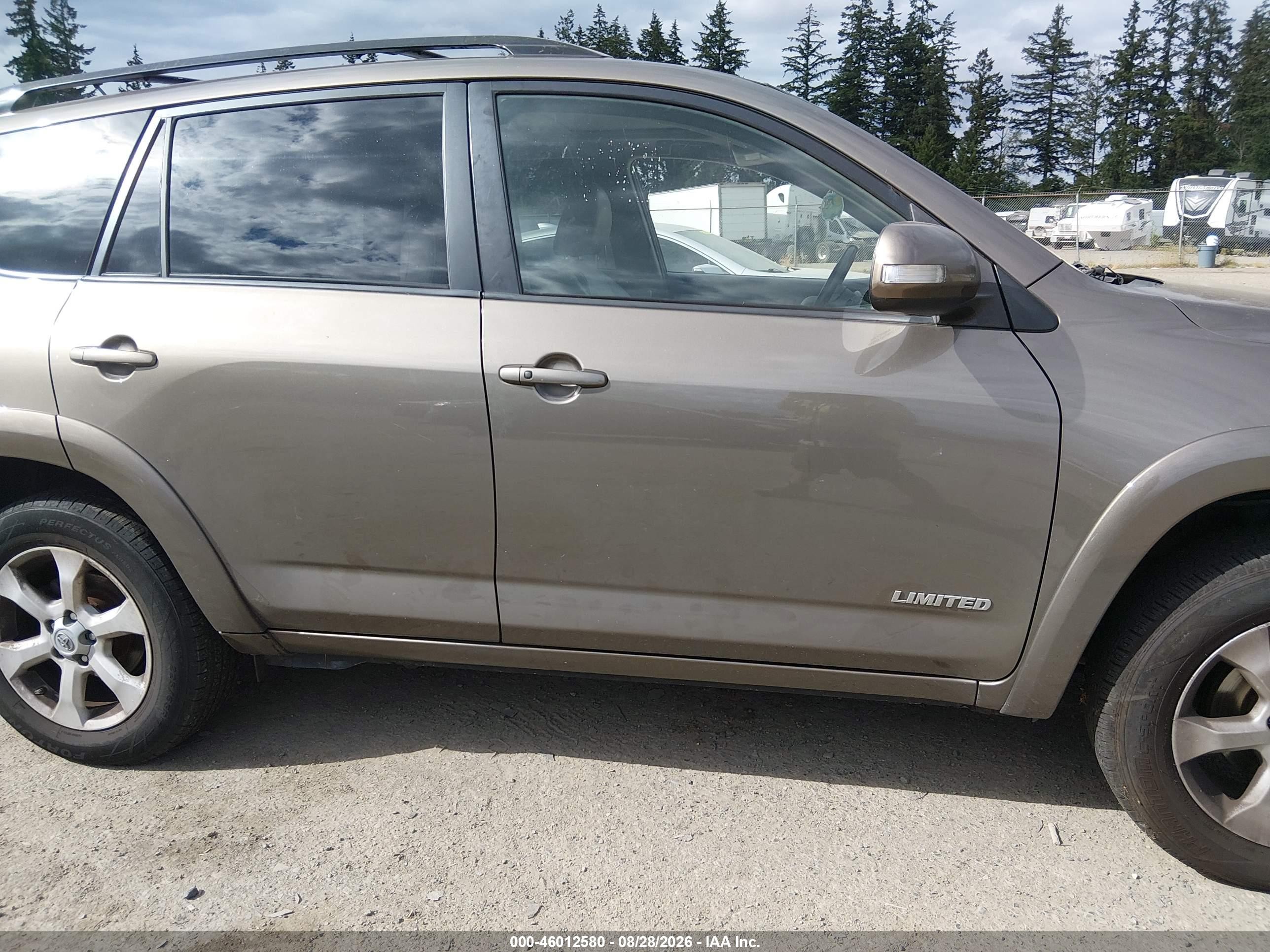 2009 Toyota Rav4 Limited V6 Коричневый vin: JTMBK31V39D006105