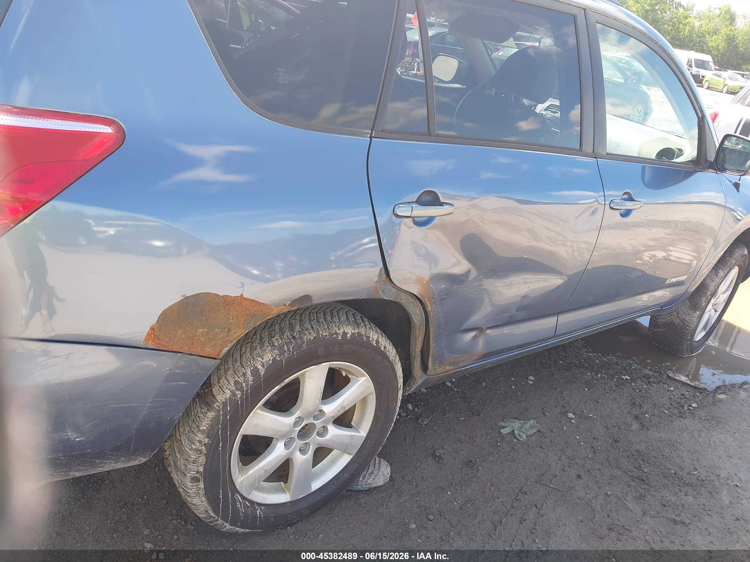 2006 Toyota Rav4 Limited V6 Blue vin: JTMBK31V465004689