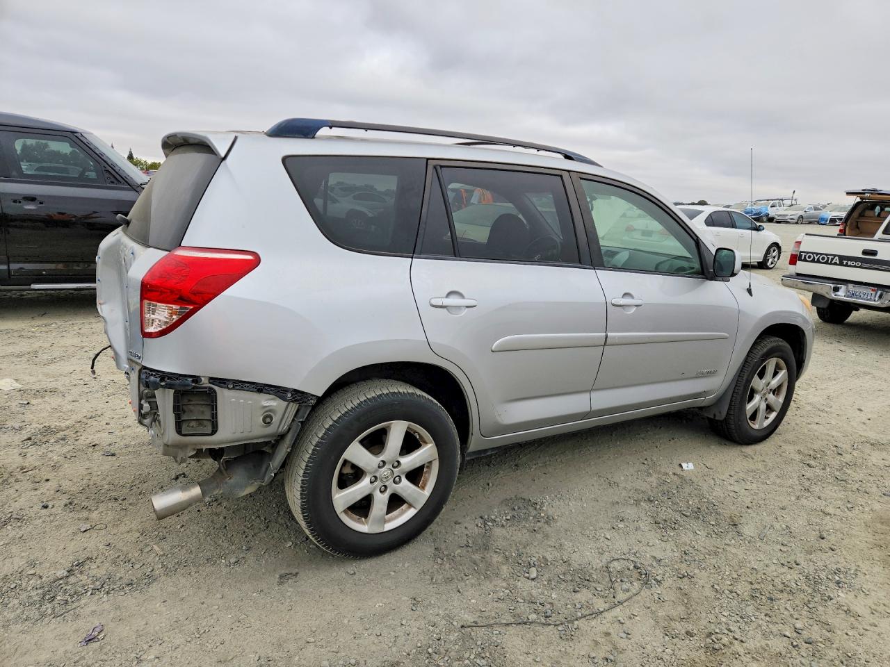 2007 Toyota Rav4 Limited Серебряный vin: JTMBK31V476015607