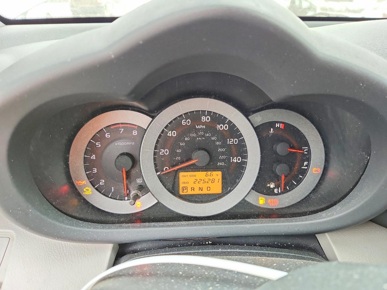 2007 Toyota Rav4 Limited Серебряный vin: JTMBK31V476015607
