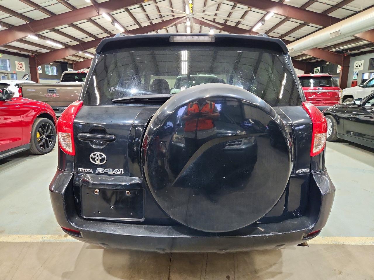 2008 Toyota Rav4 Limited Black vin: JTMBK31V485055385