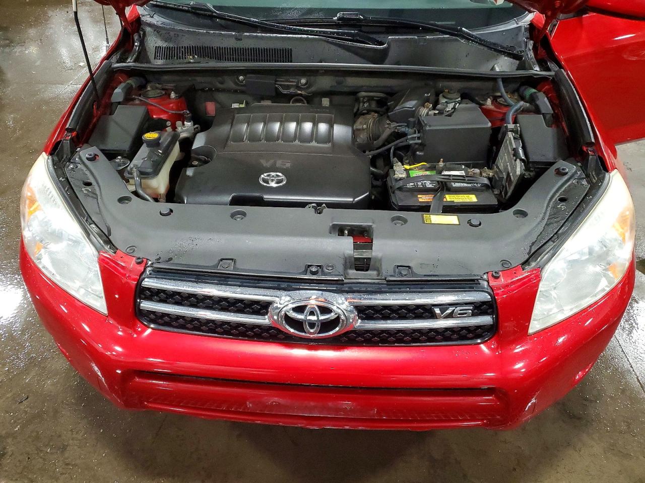 2008 Toyota Rav4 Limited Red vin: JTMBK31V485067309