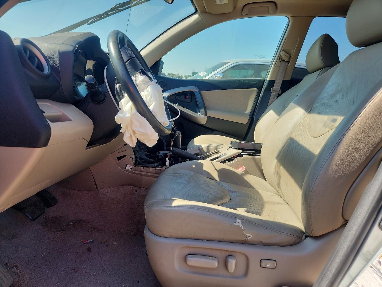 2008 Toyota Rav4 Limited Silver vin: JTMBK31V486030786