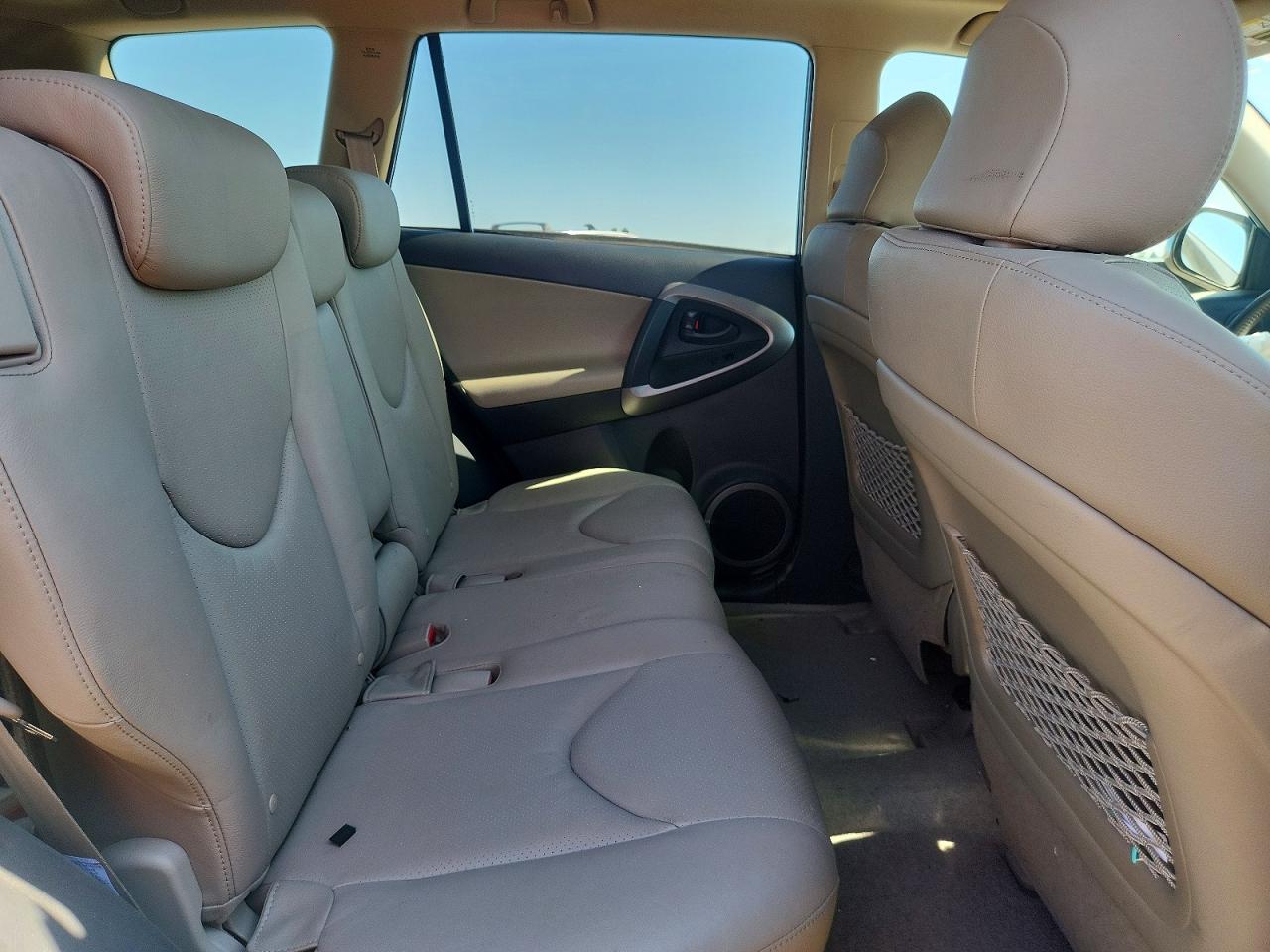 2008 Toyota Rav4 Limited Silver vin: JTMBK31V486030786