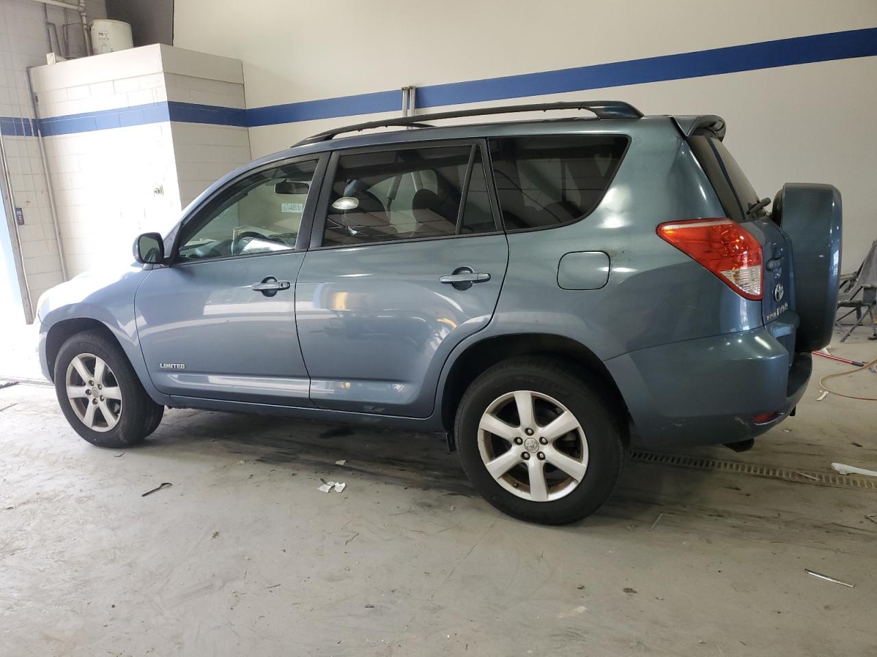 2008 Toyota Rav 4 Gray vin: JTMBK31V486046499