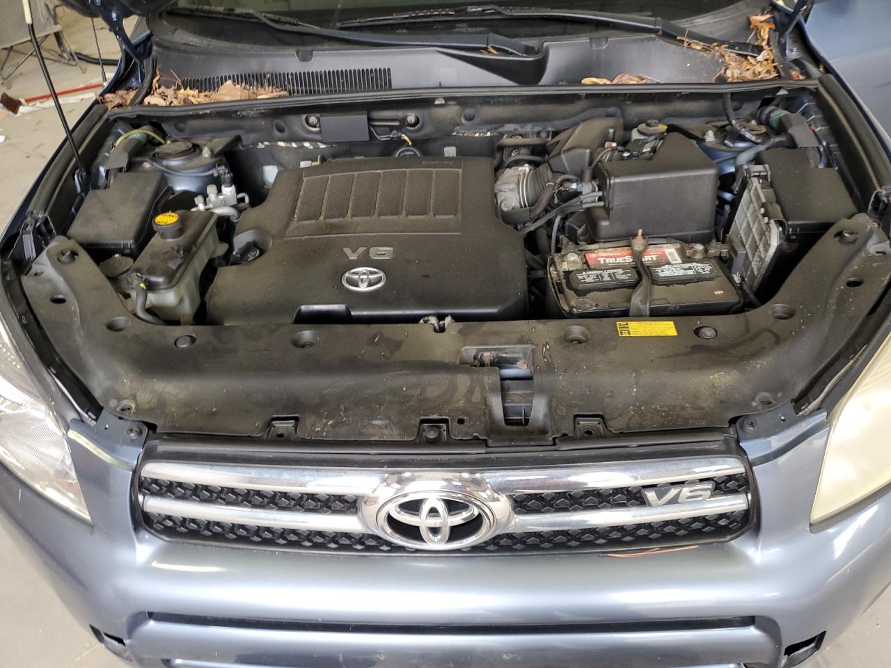 2008 Toyota Rav 4 Gray vin: JTMBK31V486046499