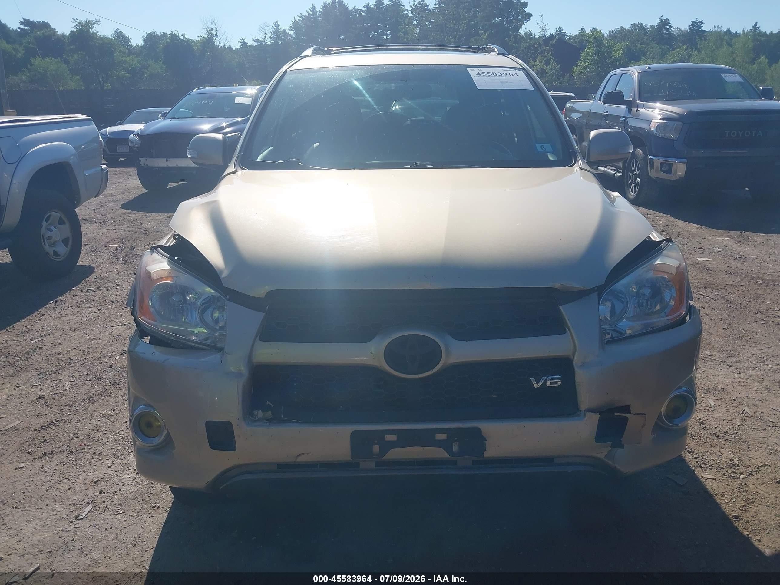 2009 Toyota Rav4 Limited V6 Золотой vin: JTMBK31V495075699