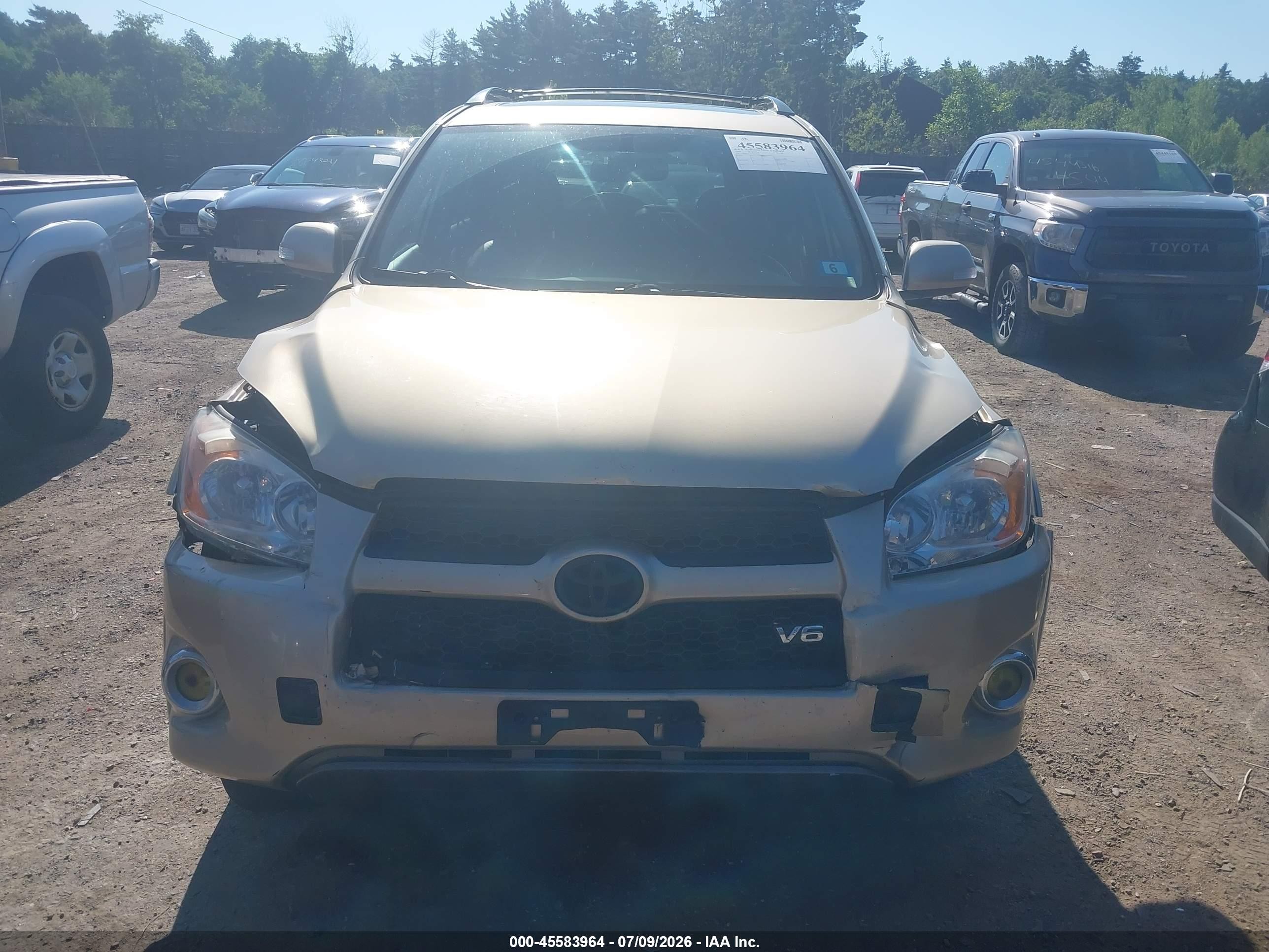 2009 Toyota Rav4 Limited V6 Золотой vin: JTMBK31V495075699