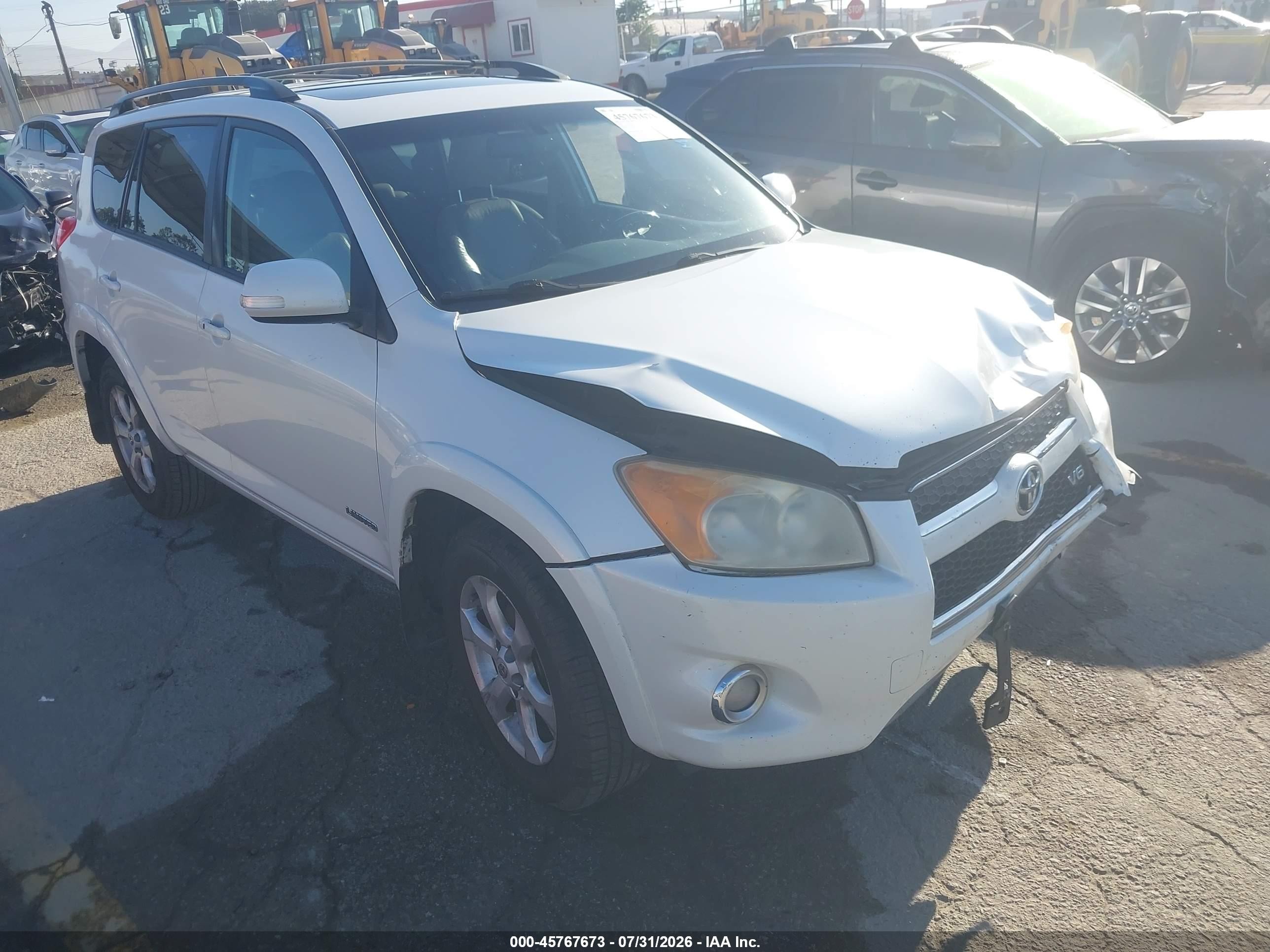 2009 Toyota Rav4 Limited V6 White vin: JTMBK31V495077937