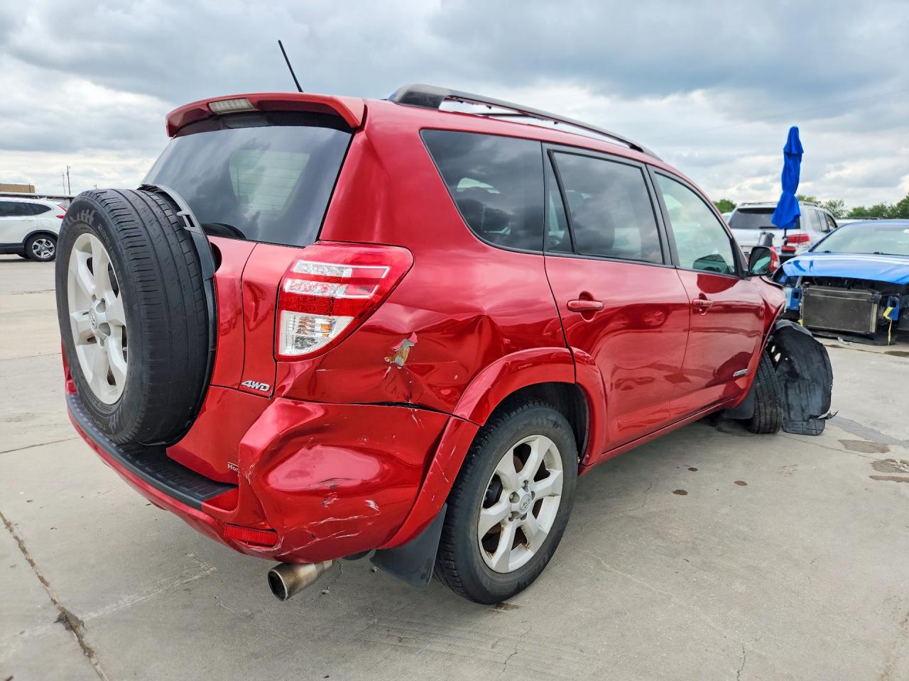 2009 Toyota Rav4 Limited Red vin: JTMBK31V49D006081