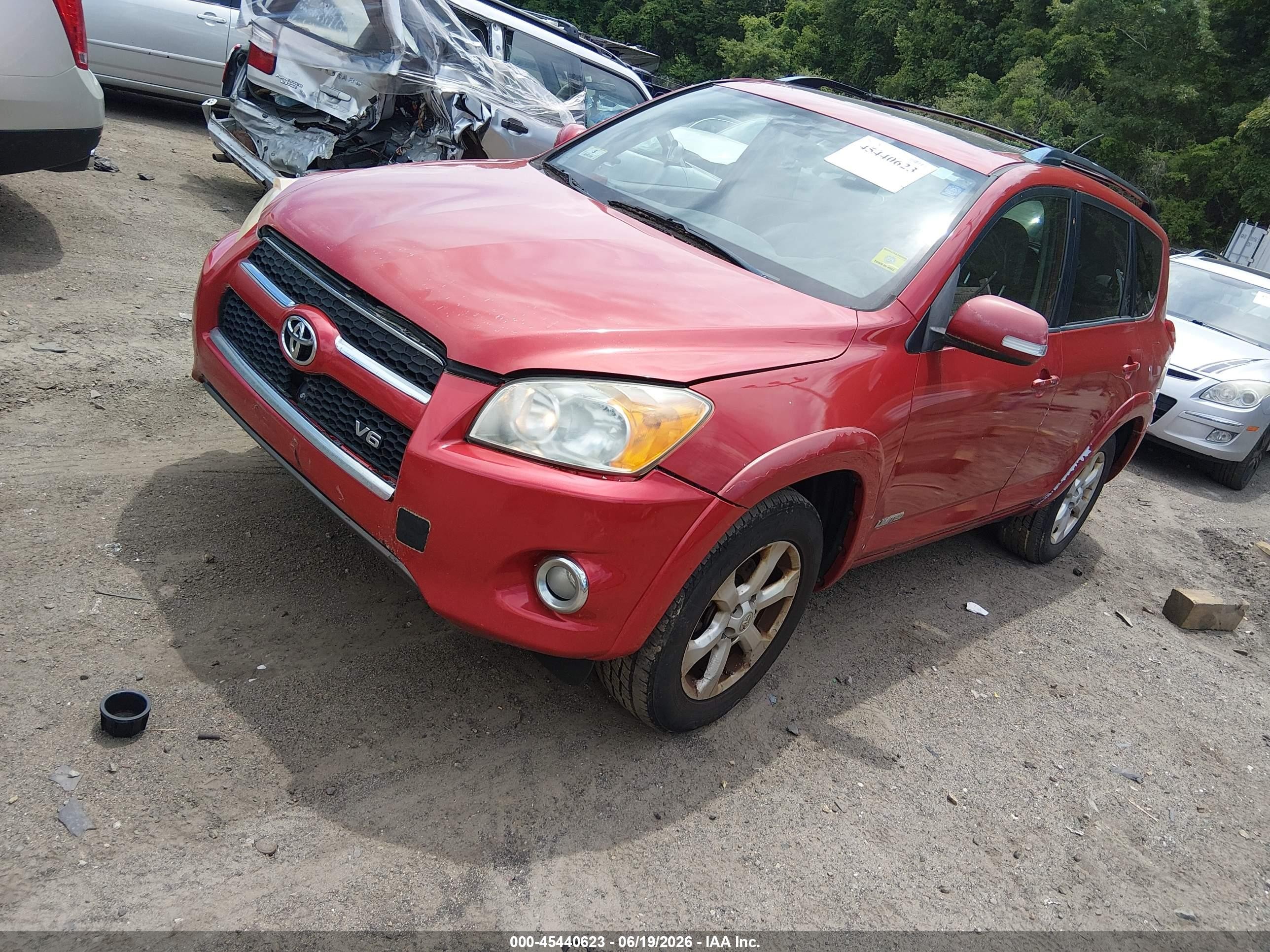 2009 Toyota Rav4 Limited V6 Red vin: JTMBK31V49D007232