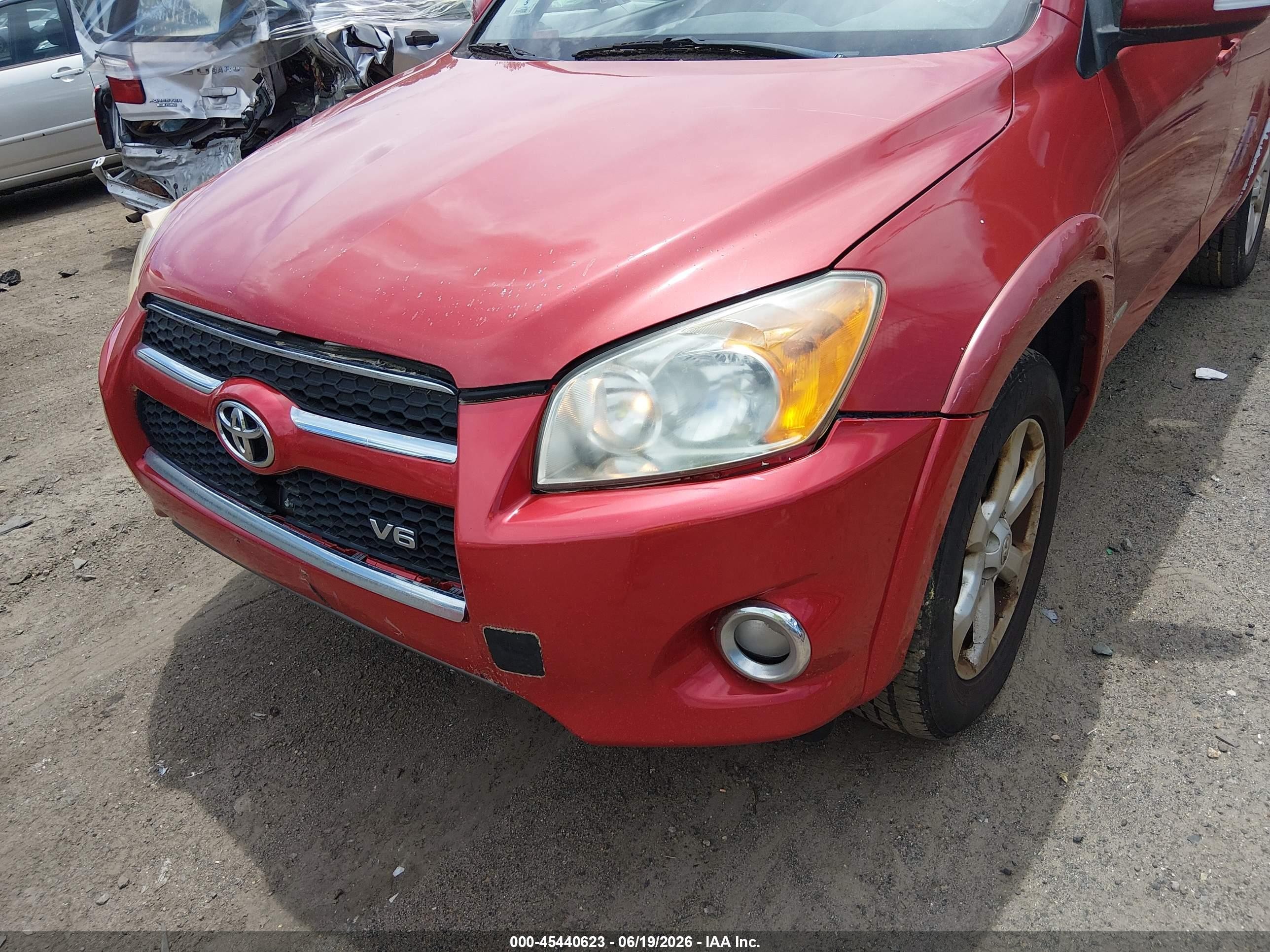 2009 Toyota Rav4 Limited V6 Red vin: JTMBK31V49D007232