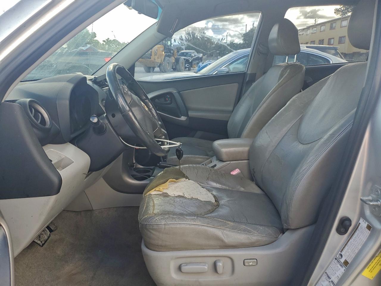 2008 Toyota Rav4 Limited Серебряный vin: JTMBK31V585063916