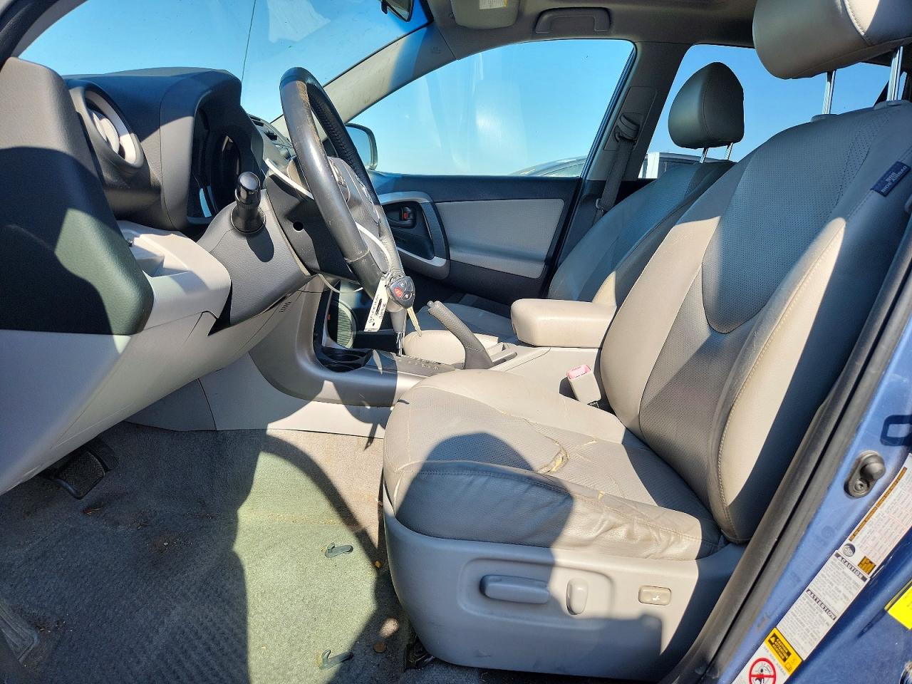 2008 Toyota Rav4 Limited Blue vin: JTMBK31V585069795