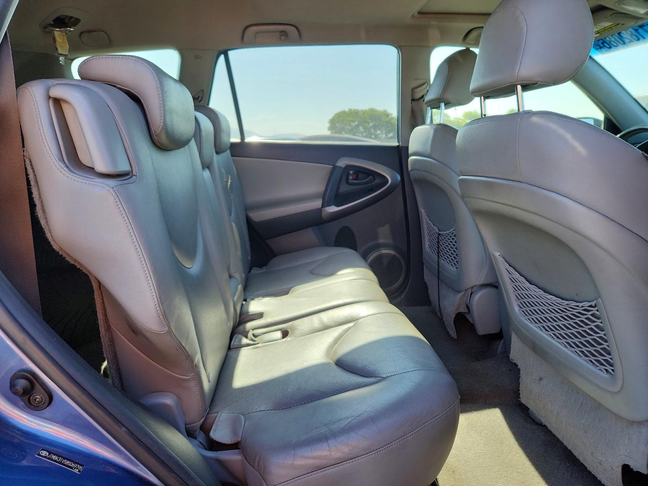 2008 Toyota Rav4 Limited Blue vin: JTMBK31V585069795